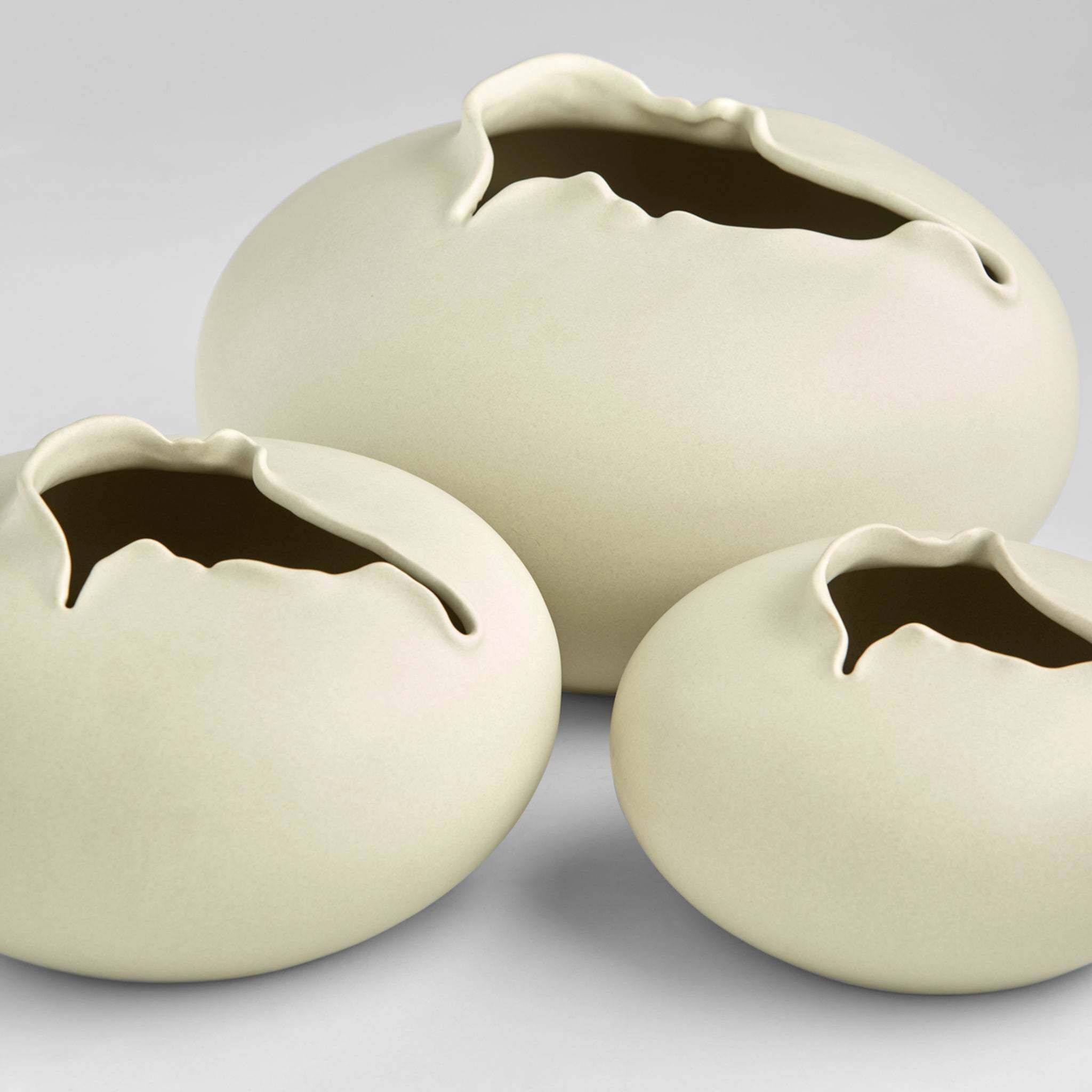 Tambora 14 X 8 inch Vase, Large