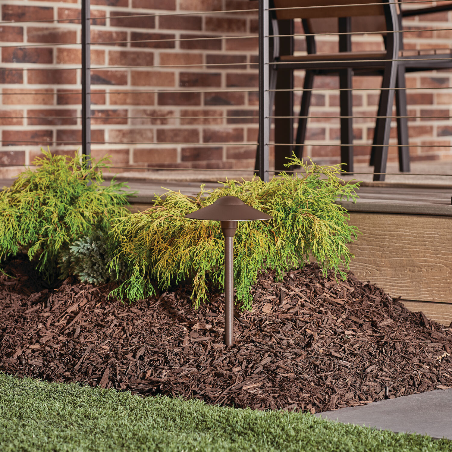 Independence 12 16.00 watt Textured Architectural Bronze Landscape 12V Path & Spread