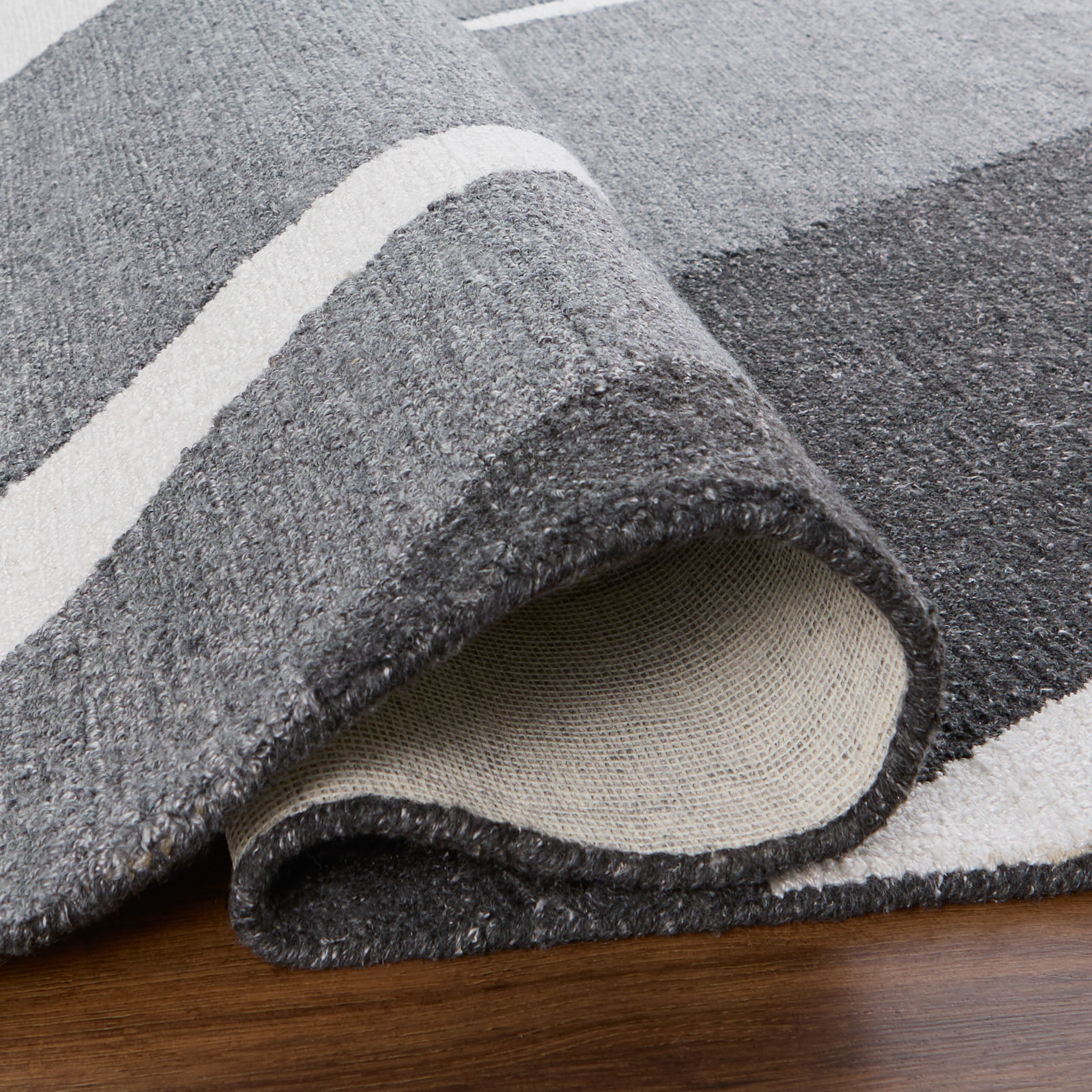 Kali 36 X 24 inch Black/White/Grey Rug in 2 x 3