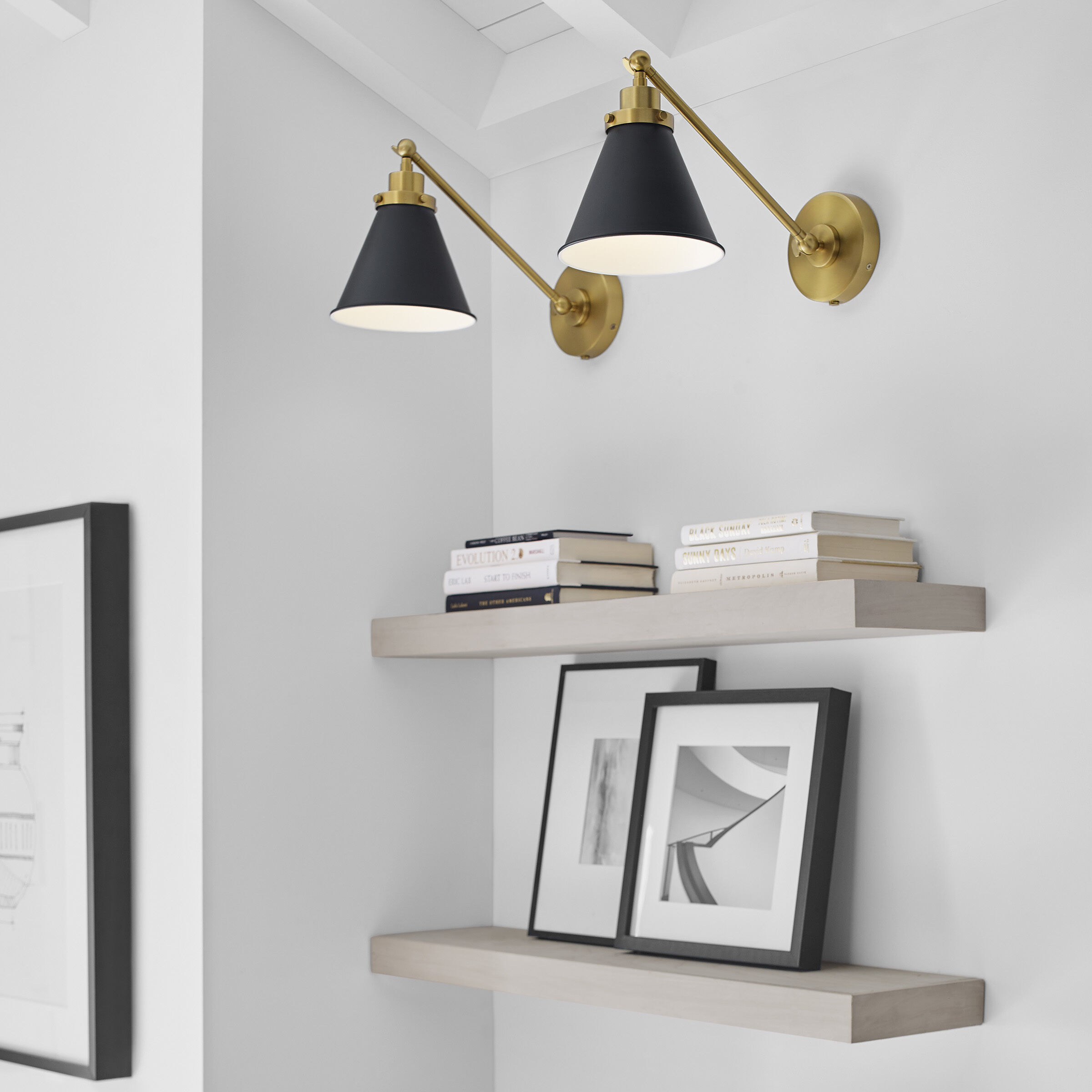 C&M by Chapman & Myers Wellfleet 15.88 inch 75 watt Midnight Black and Burnished Brass Task Sconce Wall Light in Midnight Black / Burnished Brass