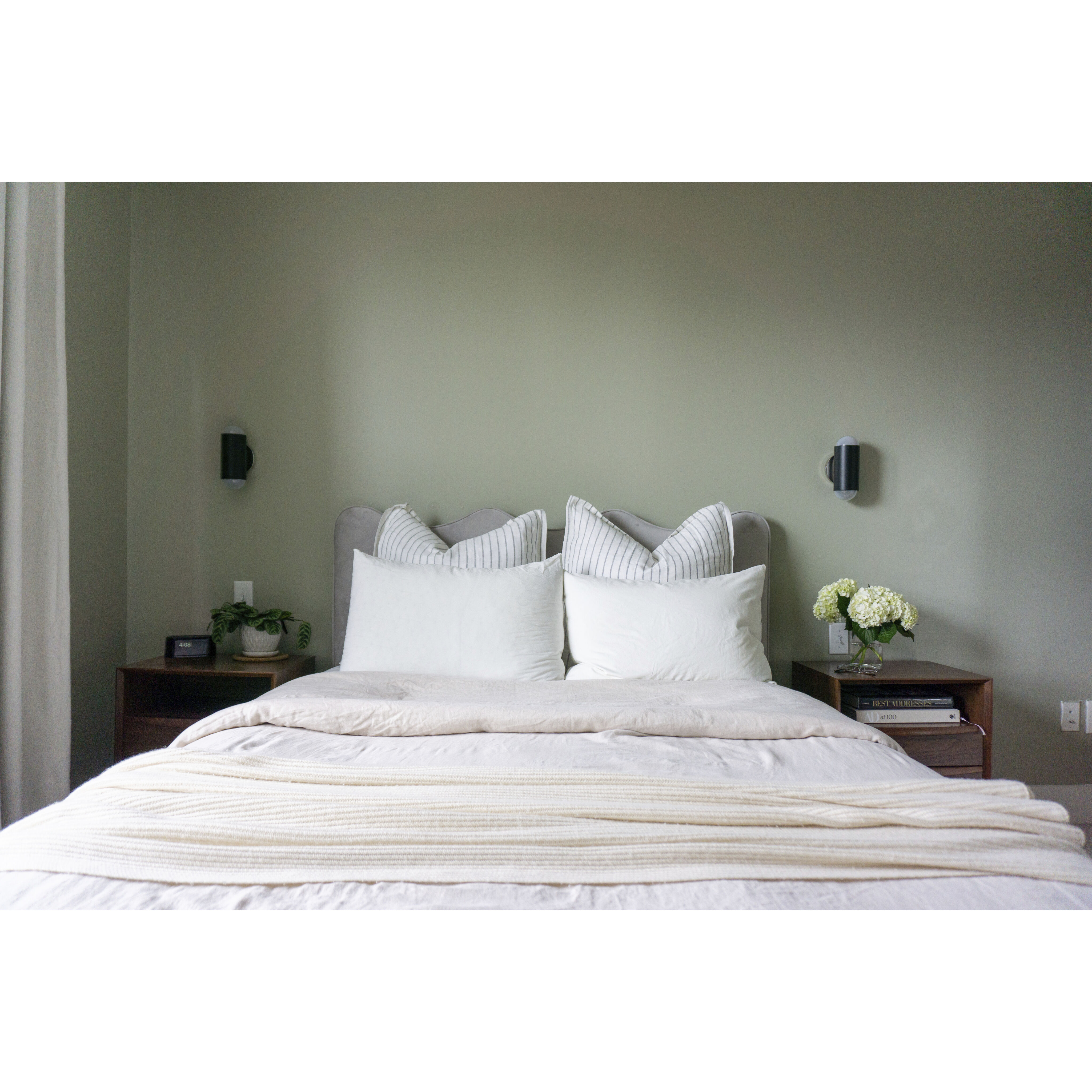 Kira 2 Light Polished Nickel/Soft Black Wall Sconce Wall Light