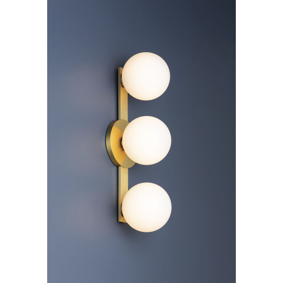 Baird LED 17 inch Aged Brass Bath Bracket Wall Light