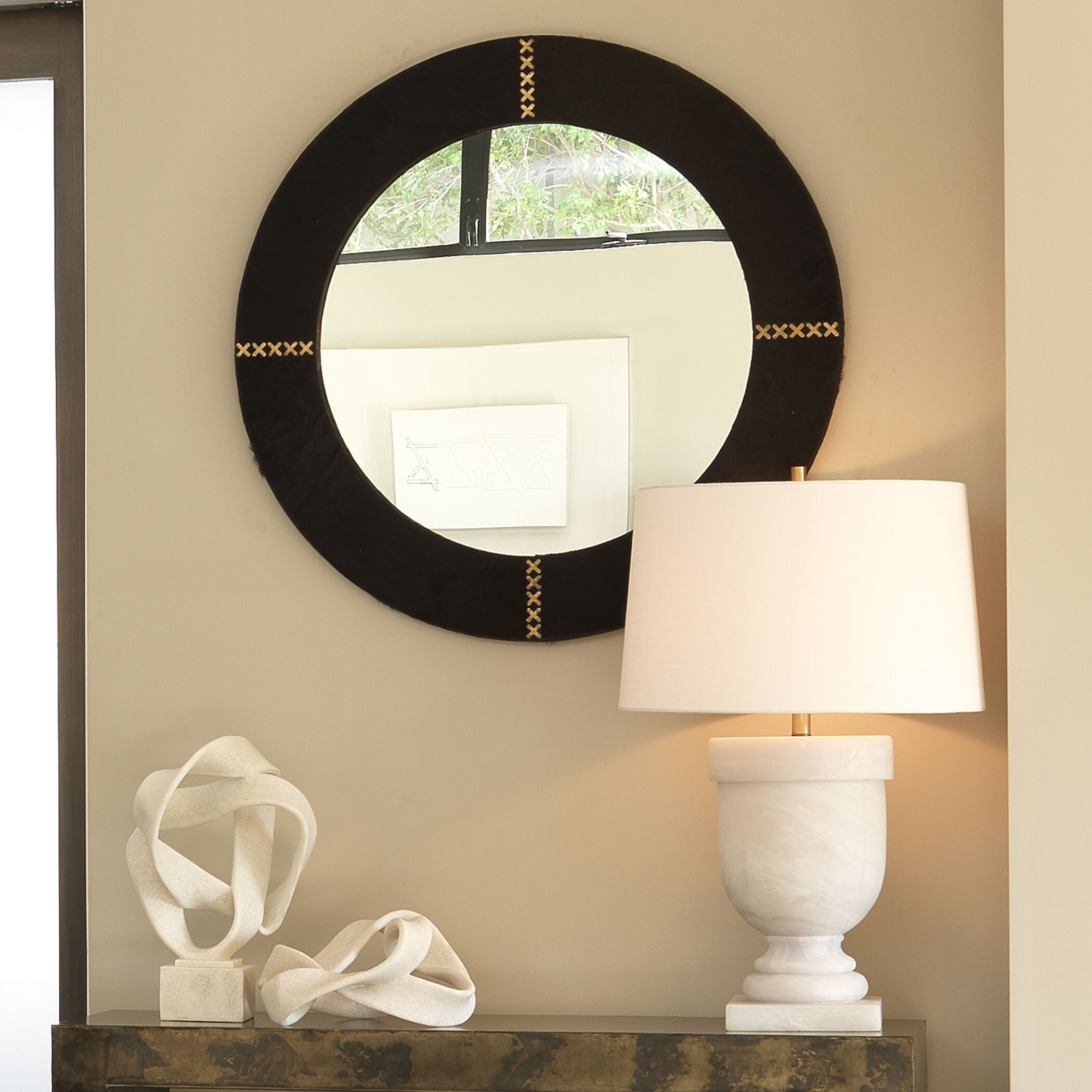 Faux store alabaster lamp
