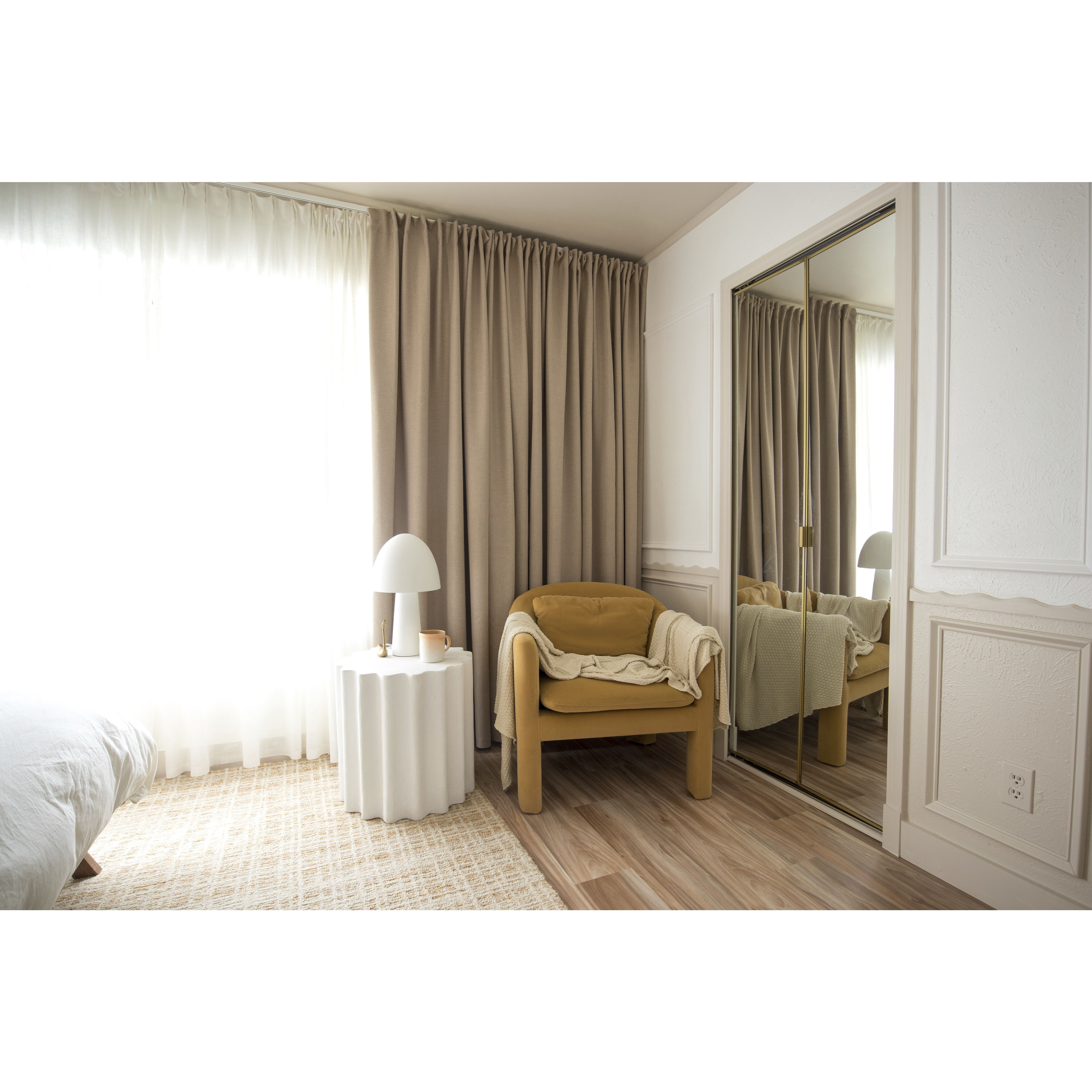 Vicky 17 inch 60.00 watt Soft White Table Lamp Portable Light