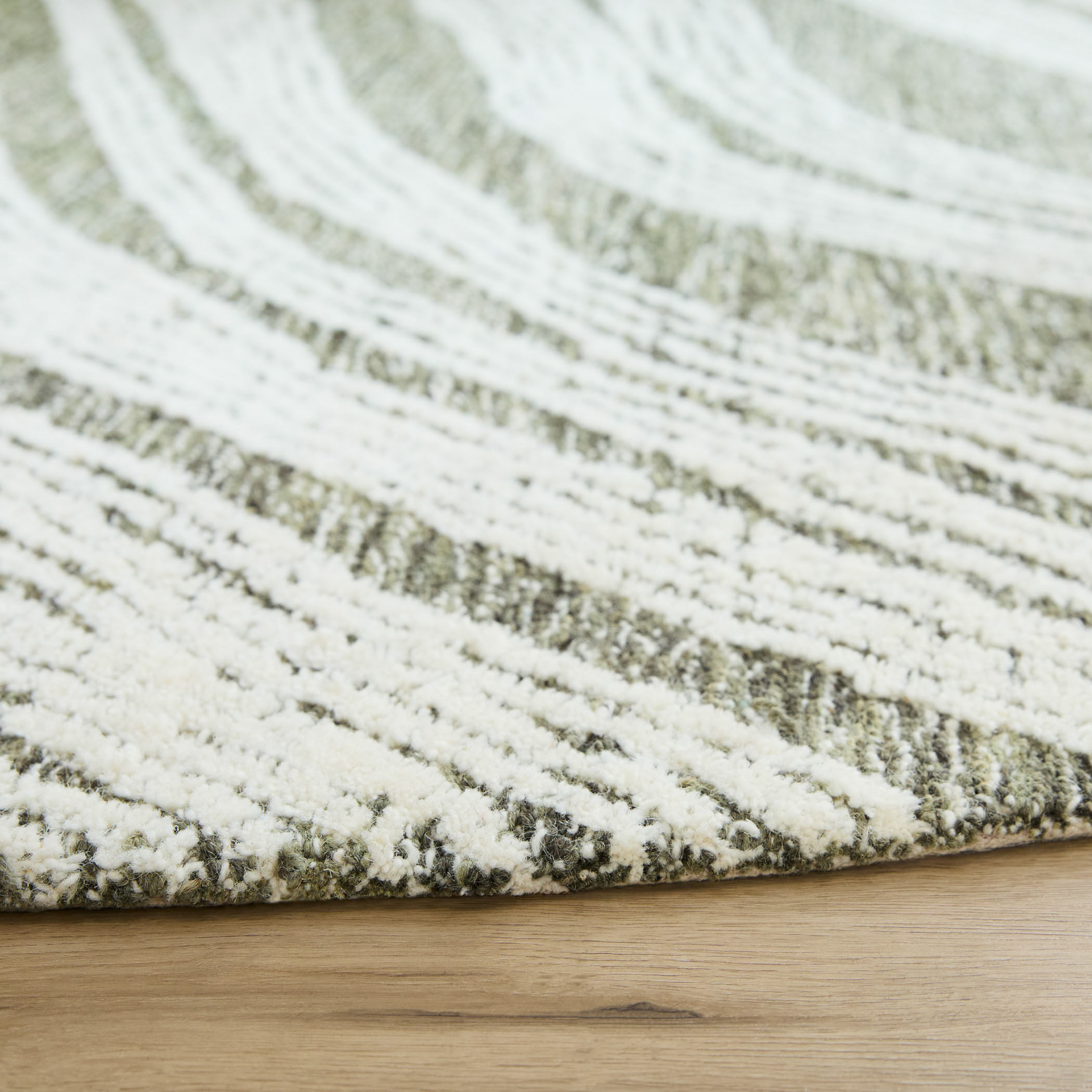 Mitra Black/White Rug in 10 Round