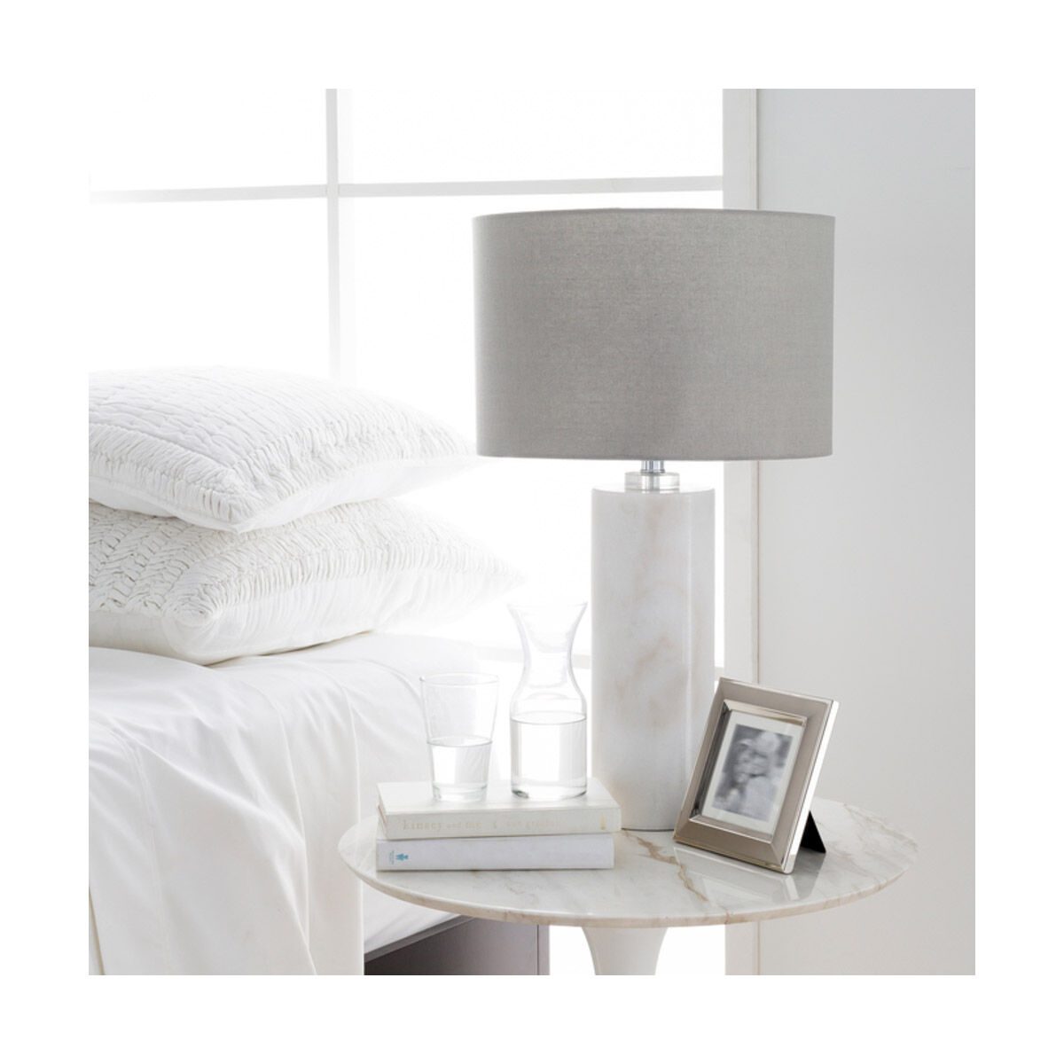 Roland 25.5 inch 100 watt White Table Lamp Portable Light