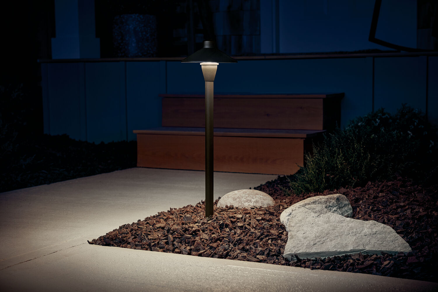 Independence 12 20.00 watt Textured Architectural Bronze Landscape 12V Path & Spread