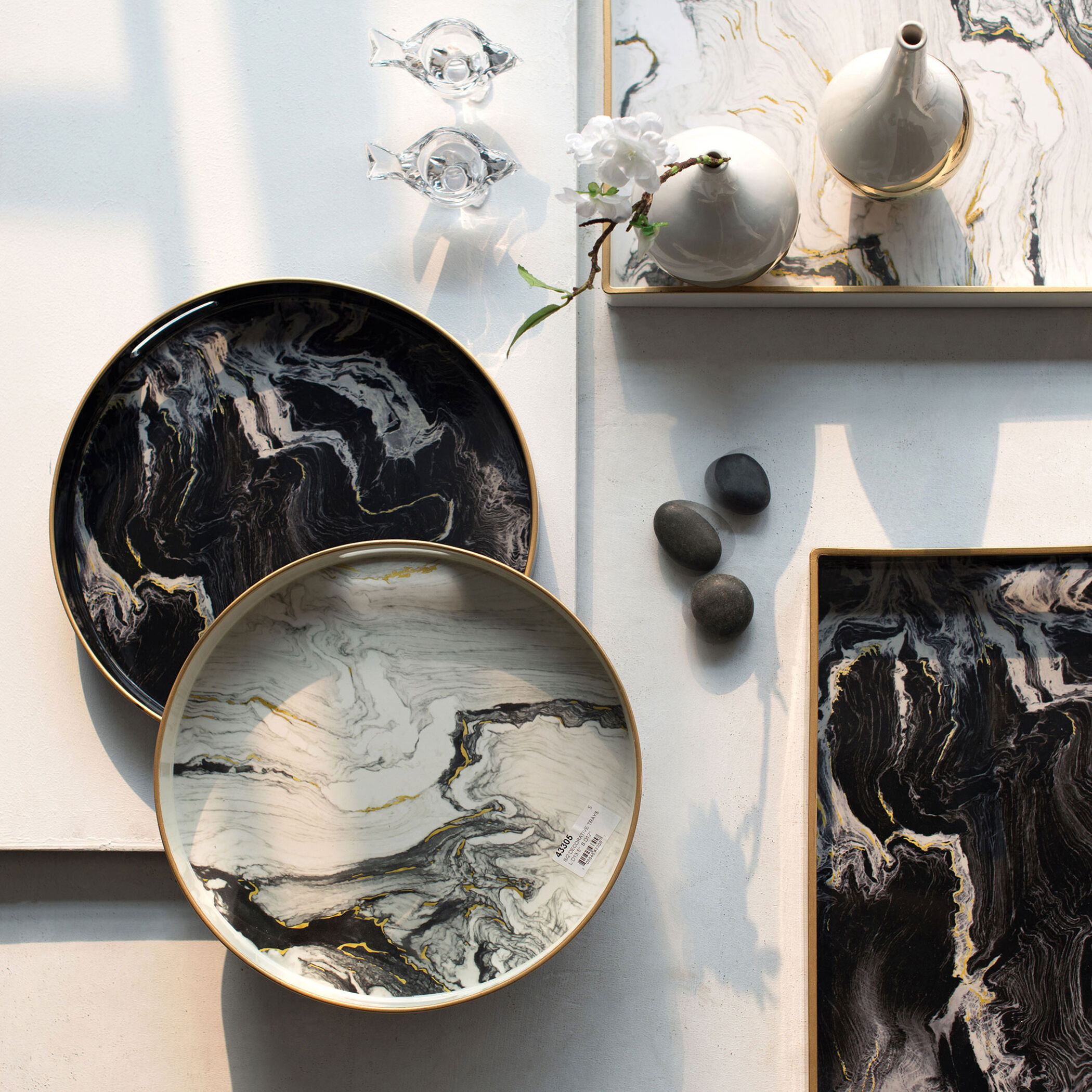 Quinn Rectangular Decorative Black and White Tray, Set of 2