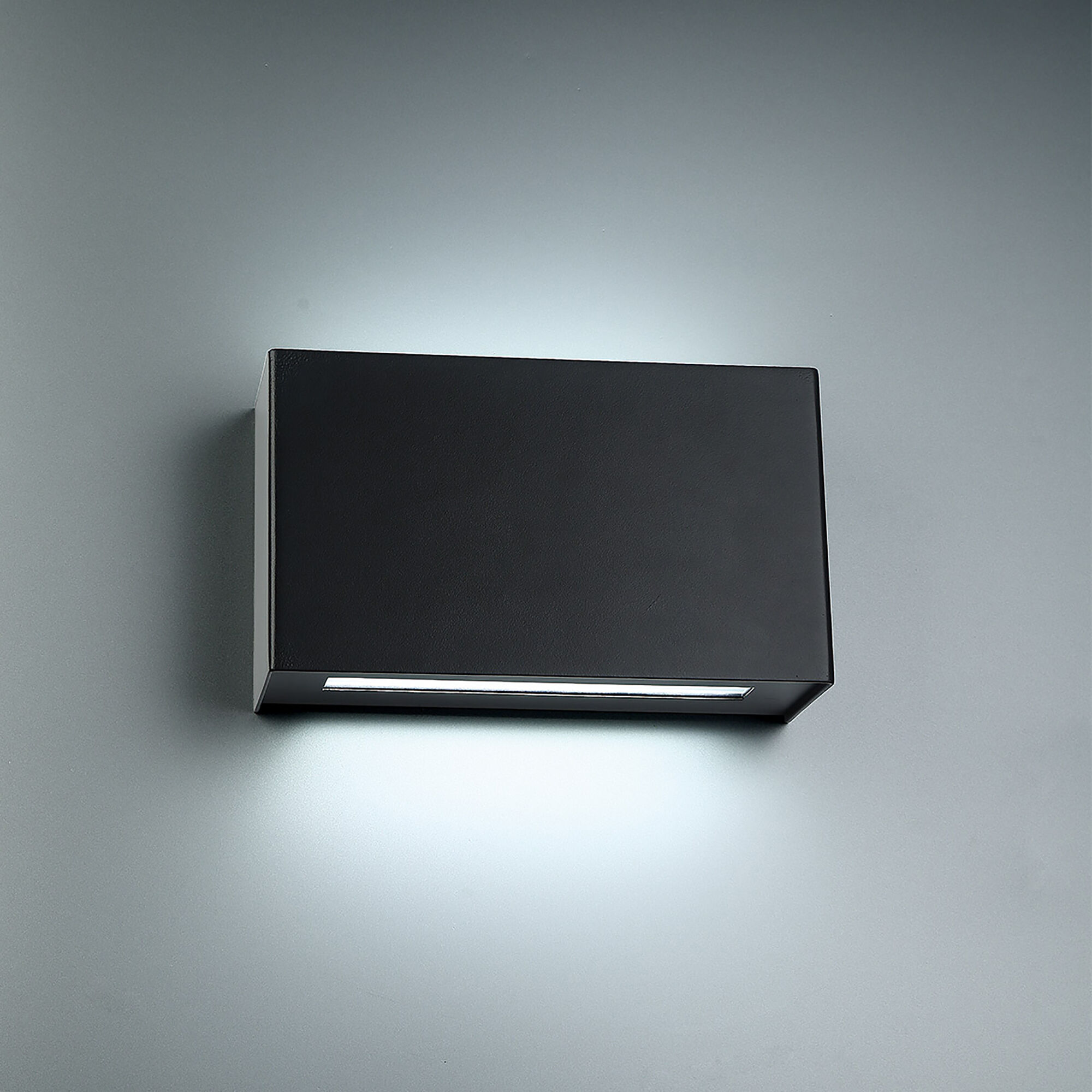 Blok Wall Sconce Wall Light in 2700K, Black, dweLED