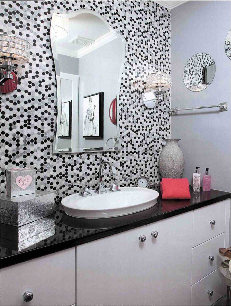 Chelsea Wall Sconce Wall Light