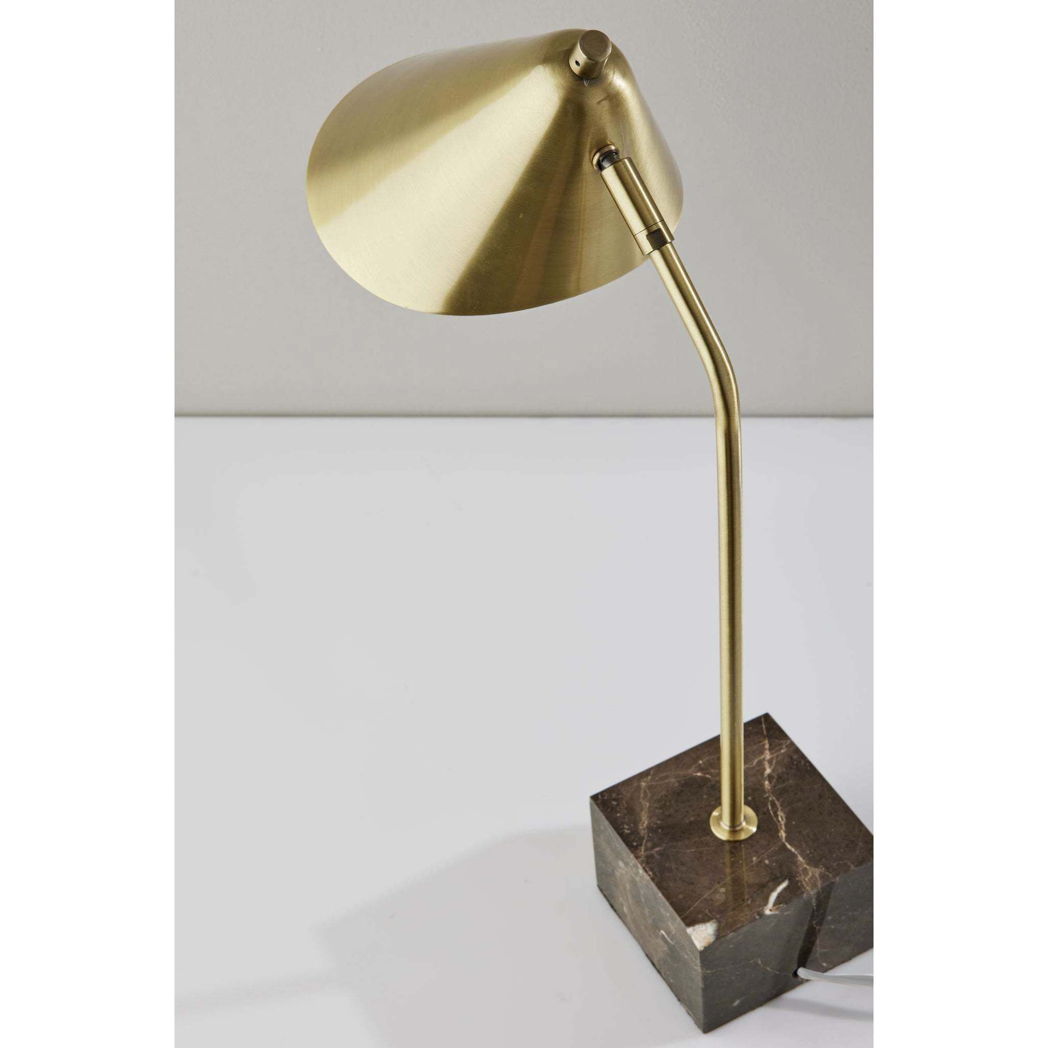 Hawthorne 20 inch 40.00 watt Antique Brass Desk Lamp Portable Light