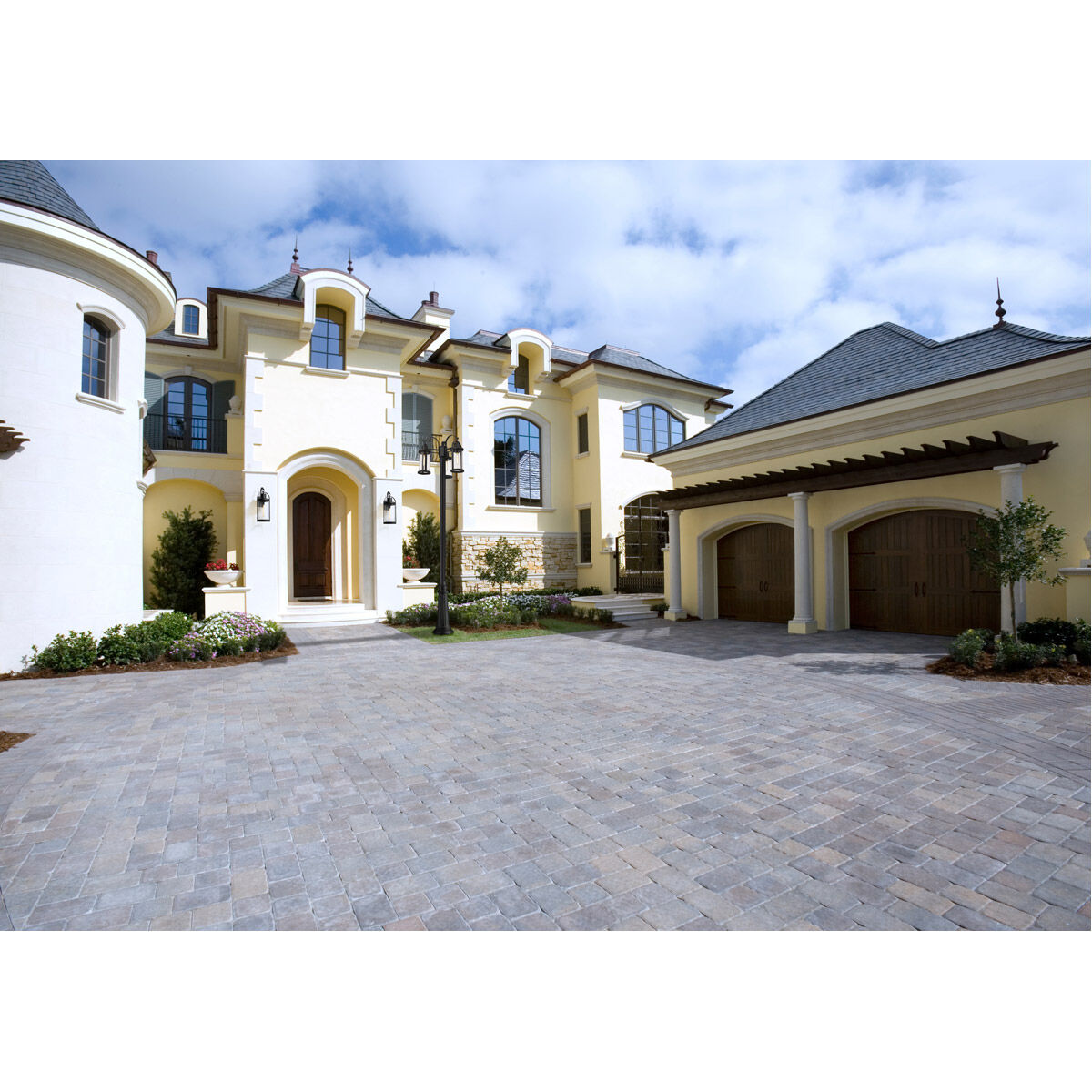 Roundhouse 3 Light 114.5 inch Black Outdoor Post Mounted Fixture