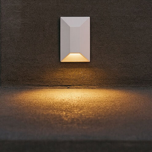 Nuvi 12v 1.40 watt Matte White Landscape Deck Sconce, Rectangular