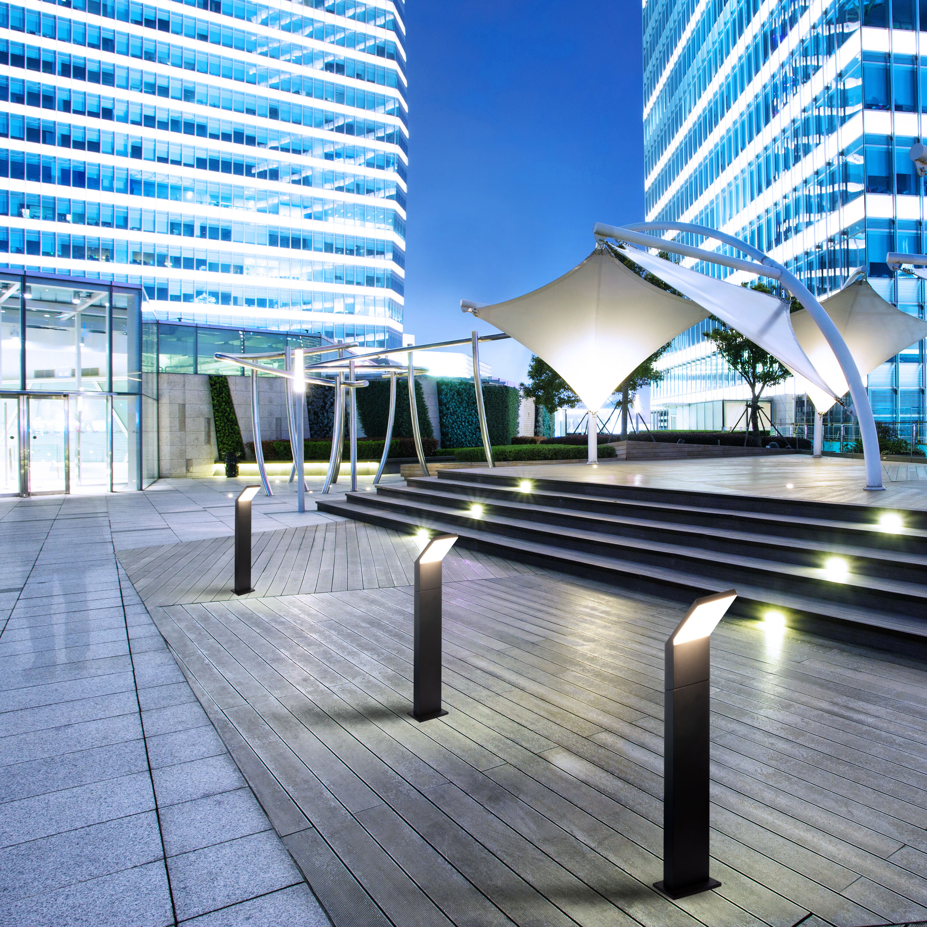 Modern 100V 9.5 watt Matte Black Outdoor Bollards