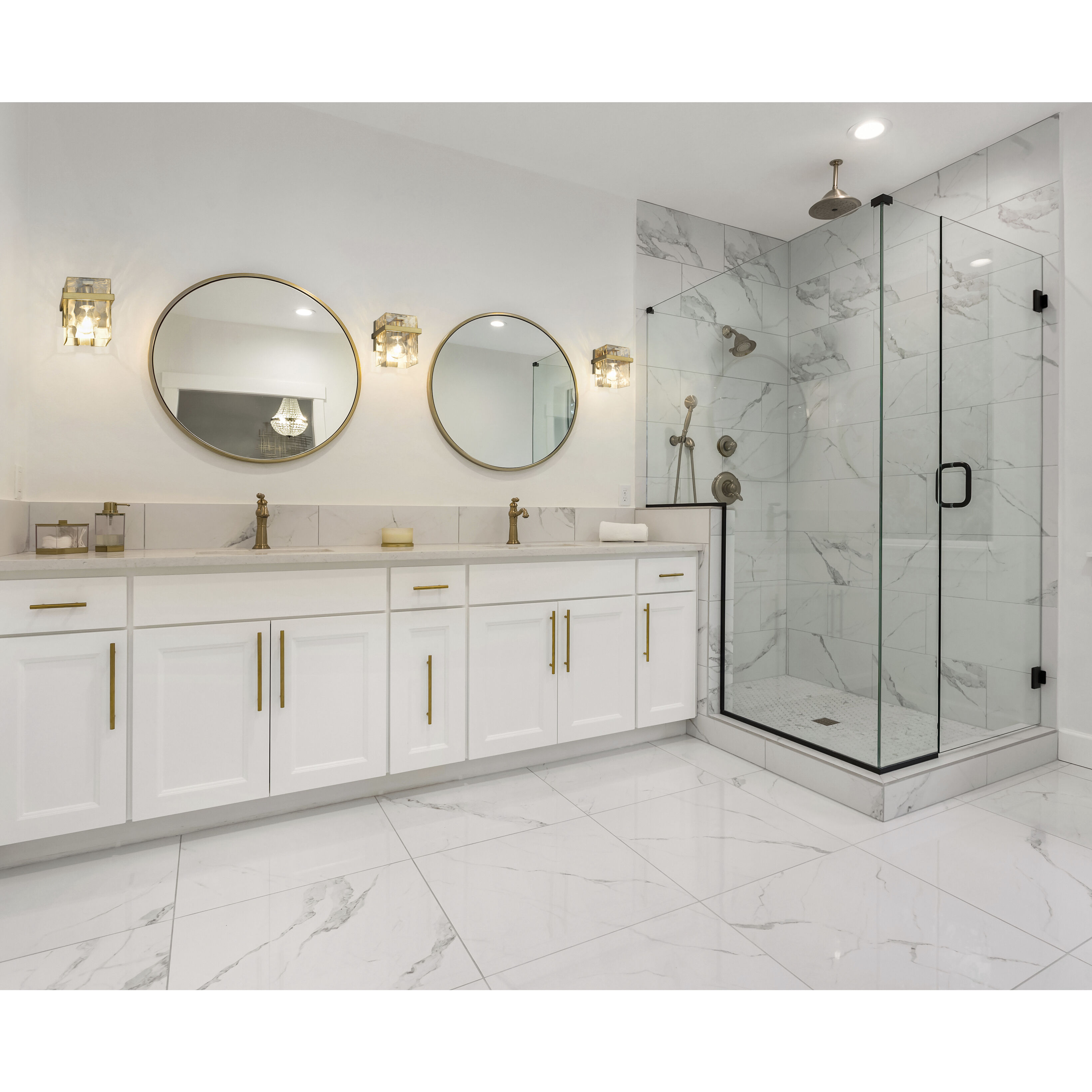 Bennington Wall Sconce Wall Light in Modern Gold