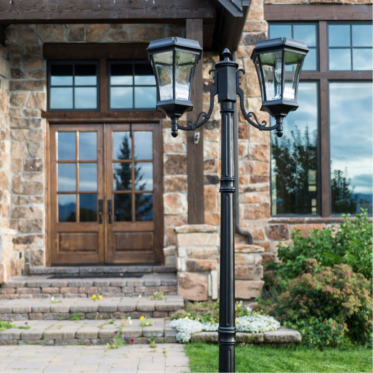 Gama sonic victorian solar lamp post hot sale