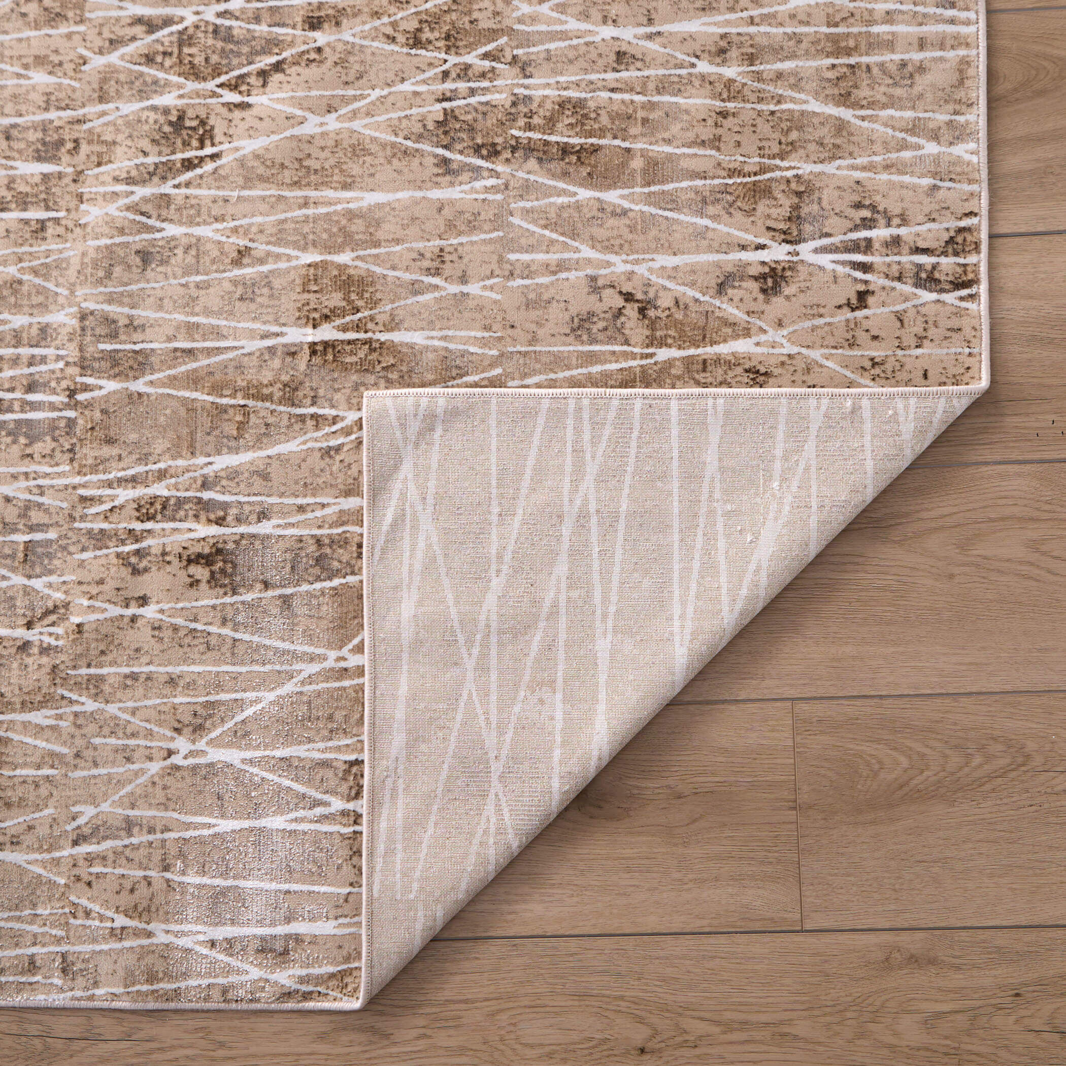 Rienz 90 X 63 inch Gold Rug in 5 x 7