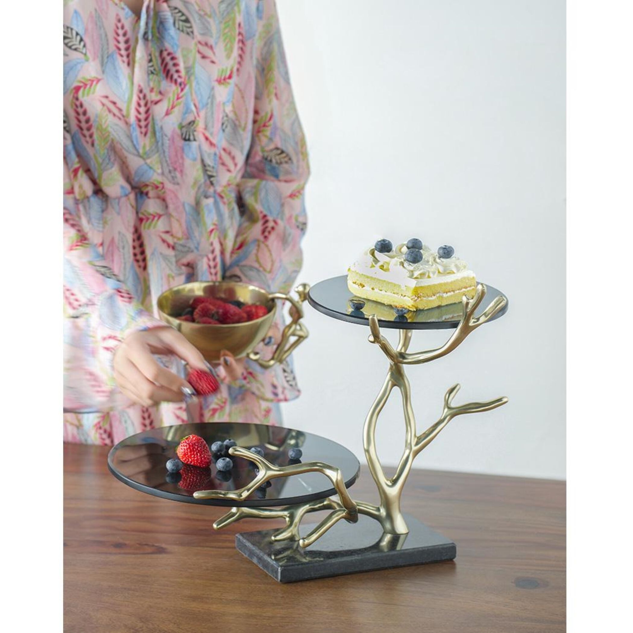 Anita 16.9 X 12.4 inch Polished Gold Finished Aluminum with Black Float Glass/Black Granite Base Cake Stand