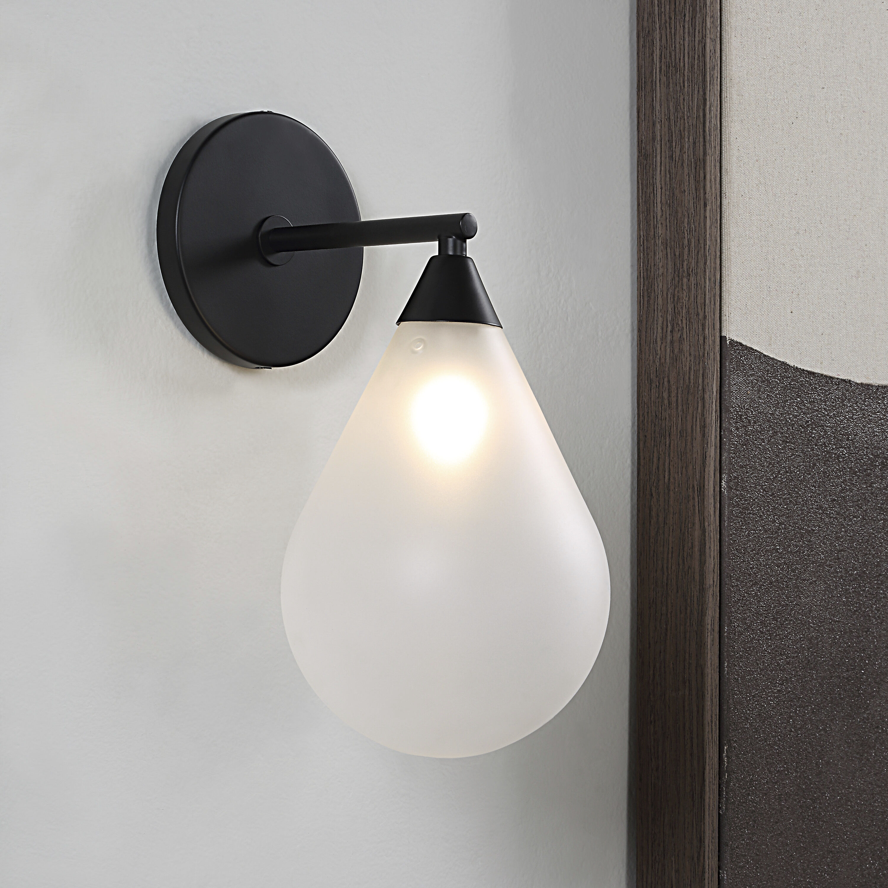 Lola Wall Sconce Wall Light