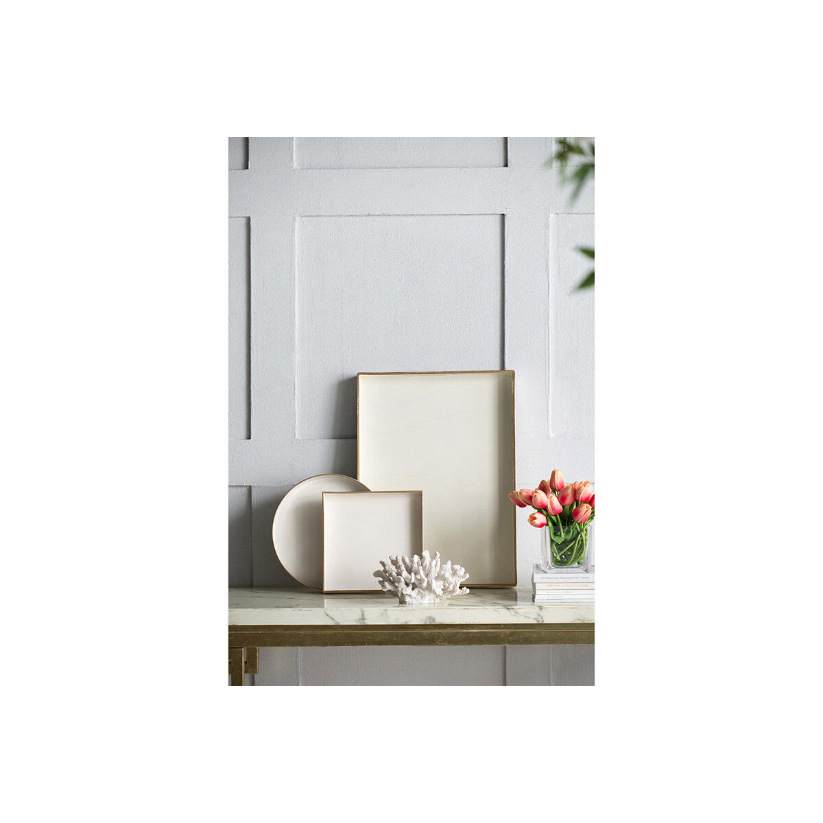 Mimosa White/Gold Tray