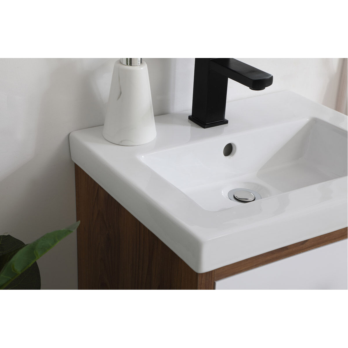 Boise 18 X 18 X 33 inch Matte White and Black Vanity Sink Set