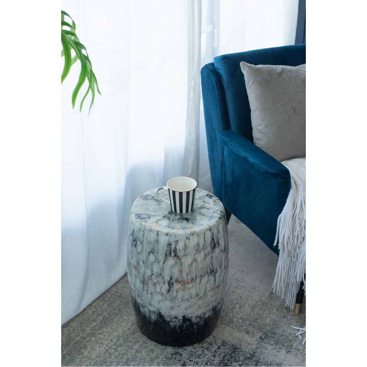 Black and store white garden stool