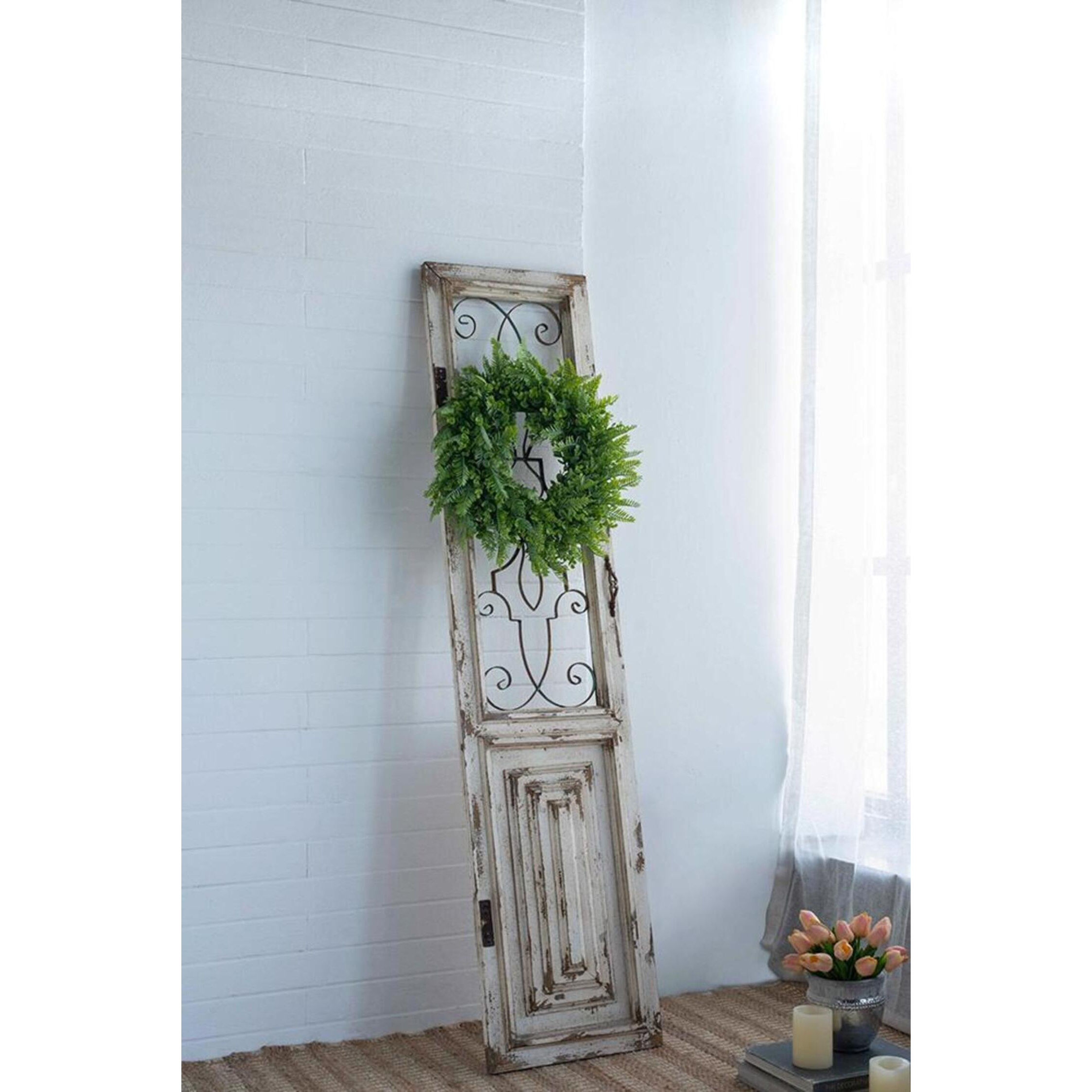 Chalet Distressed White Wall Décor