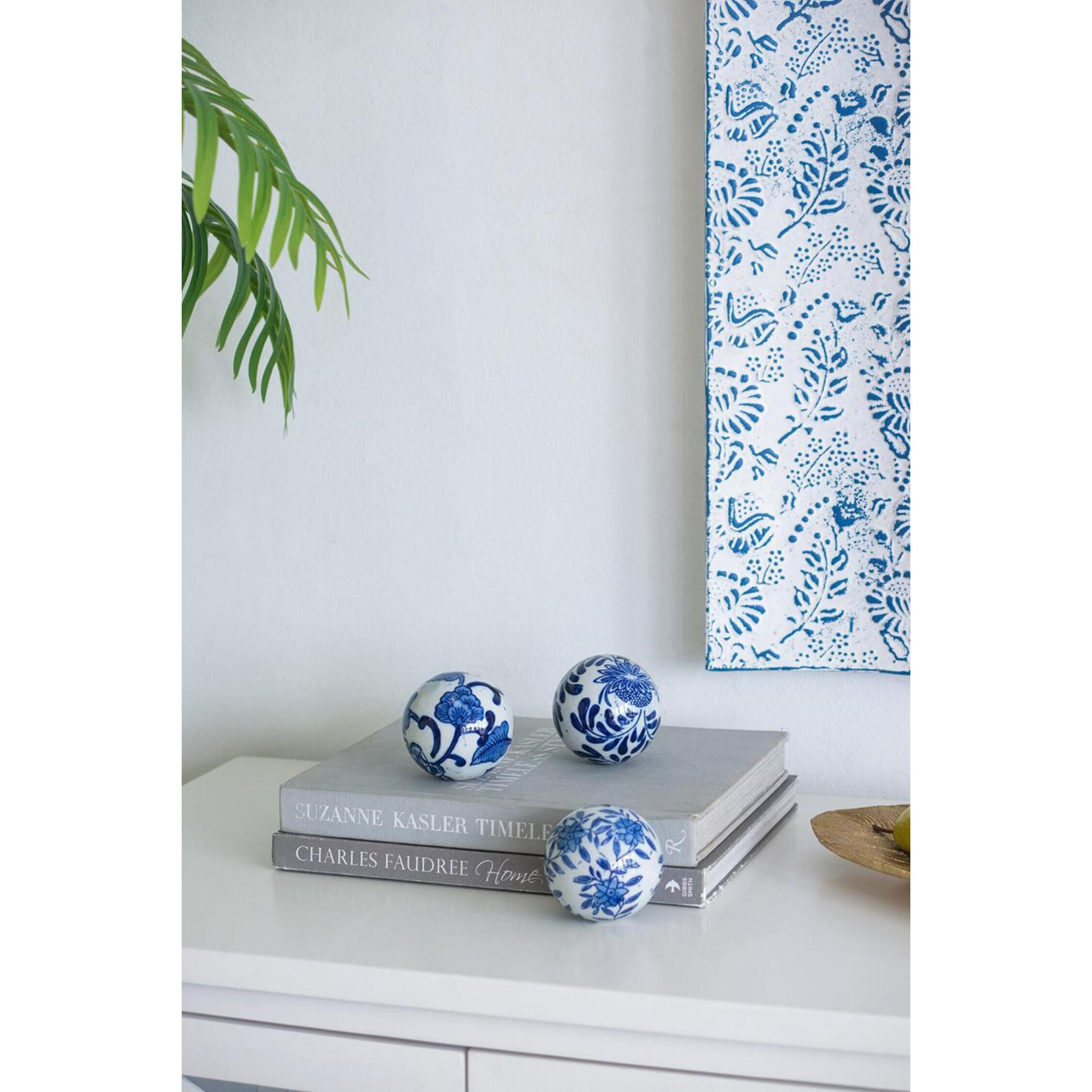 Orbs Blue/White Décor