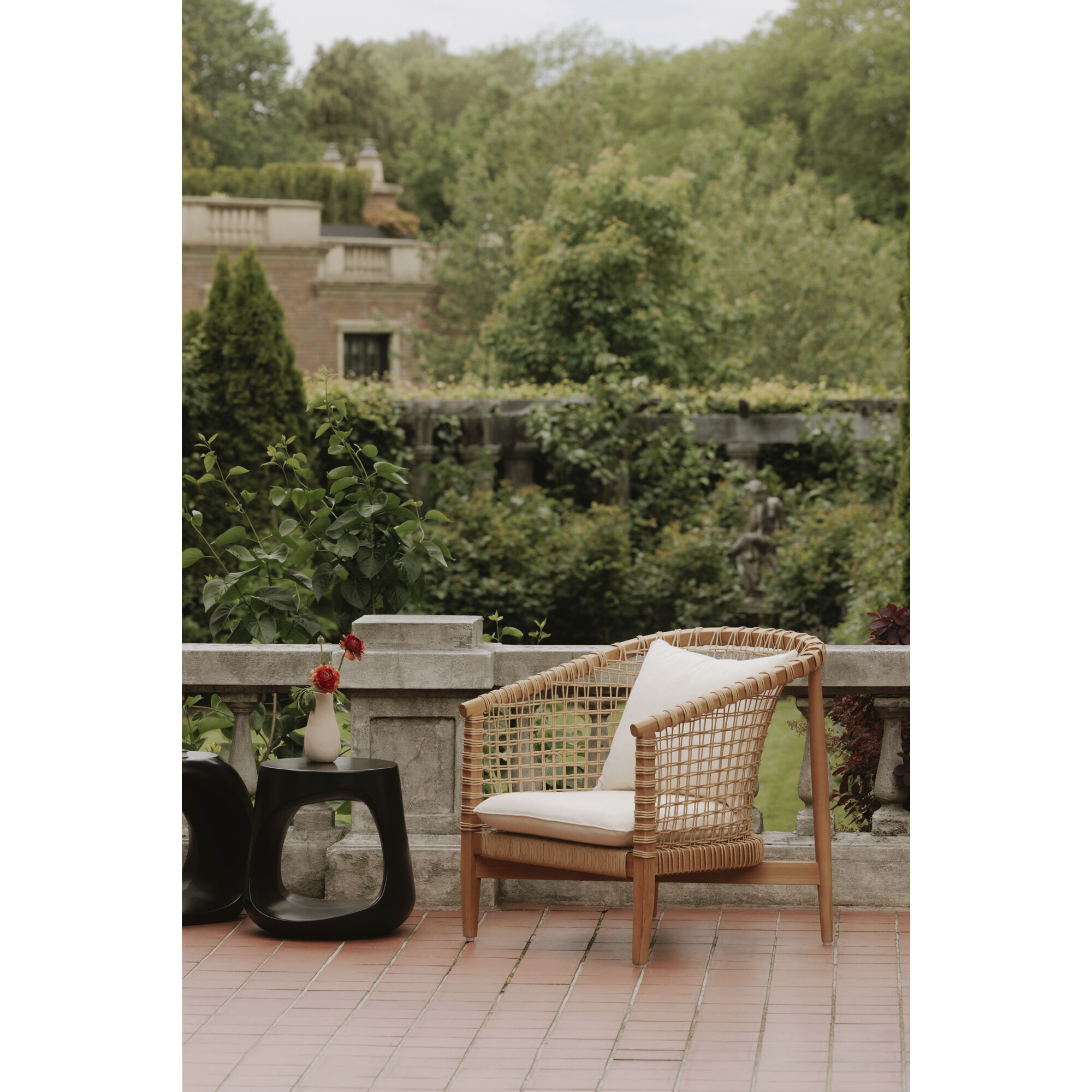 Kuna Natural Outdoor Lounge Chair