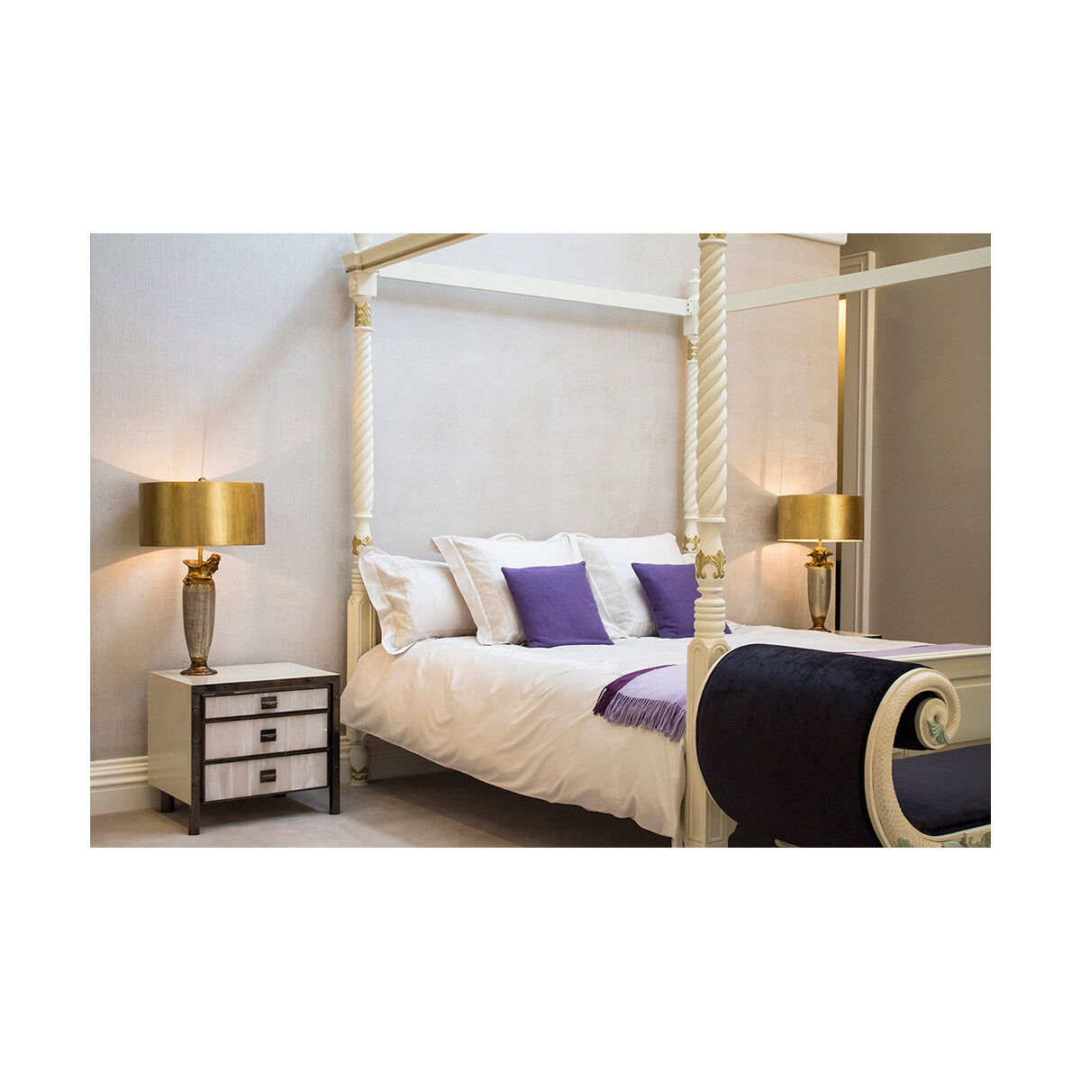 Bienville 30 inch 60.00 watt Gold And Silver Leaf Table Lamp Portable Light, Flambeau 