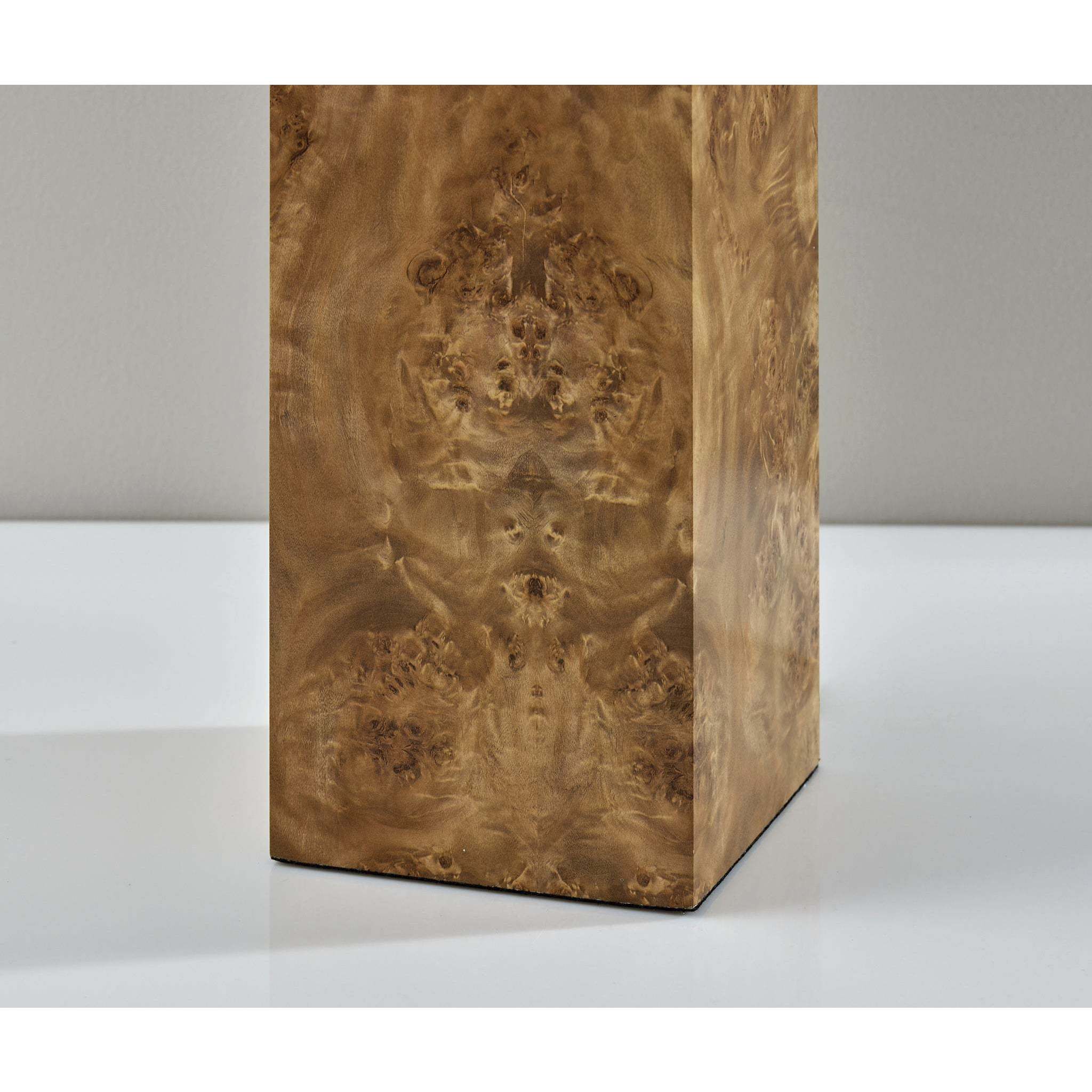 Frederick 28.5 inch 100.00 watt Burled Wood with Antique Brass Accent Table Lamp Portable Light