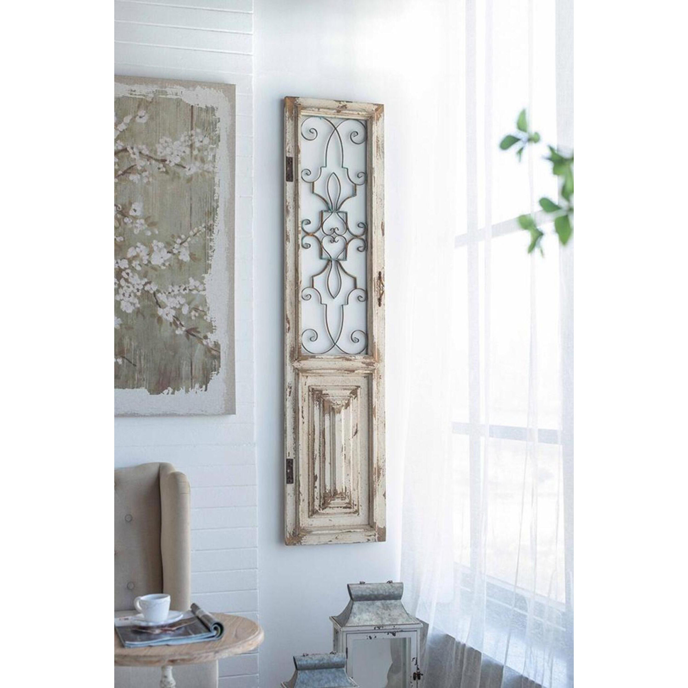 Chalet Distressed White Wall Décor