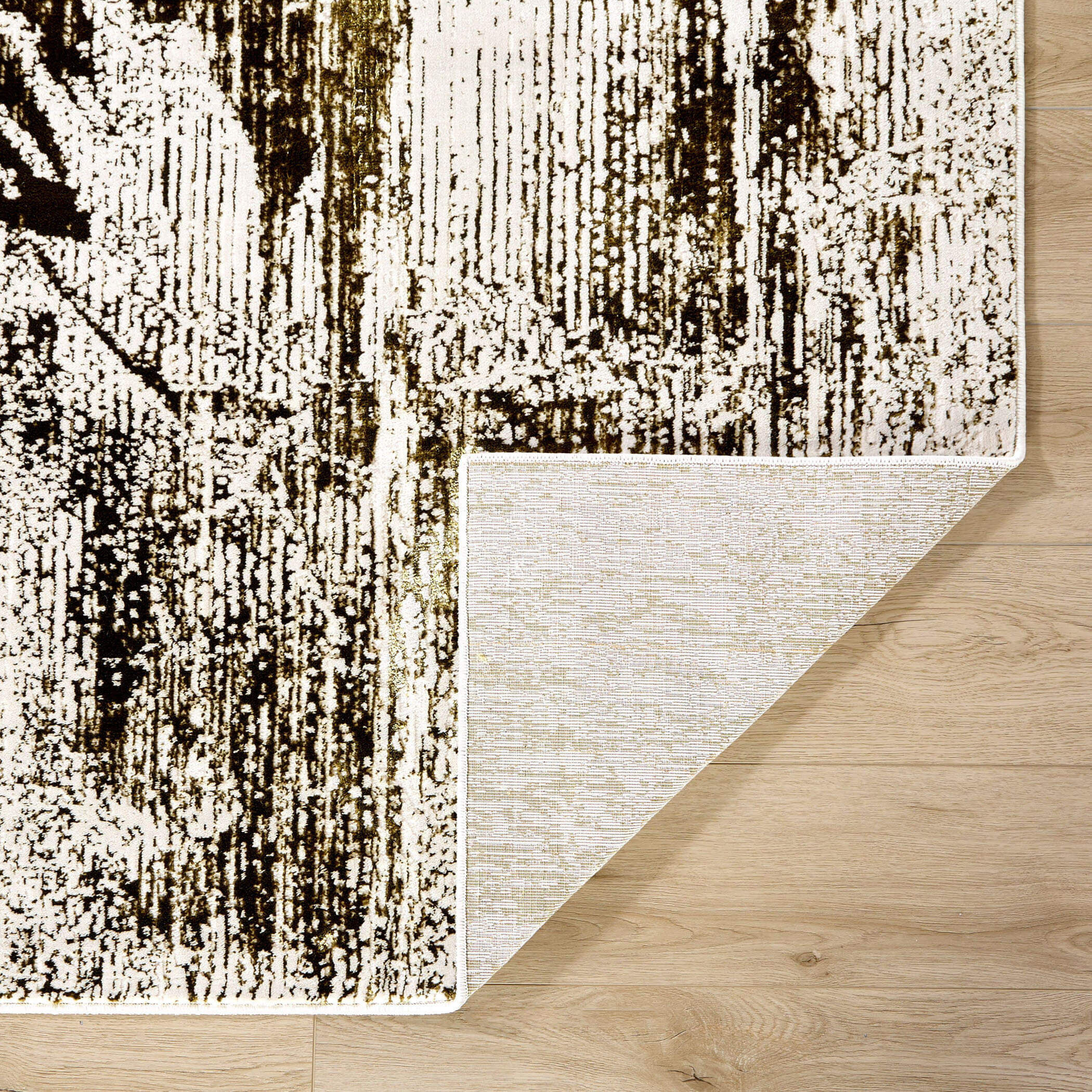 Eclectic Luxe 36 X 24 inch Gold Rug in 2 x 3