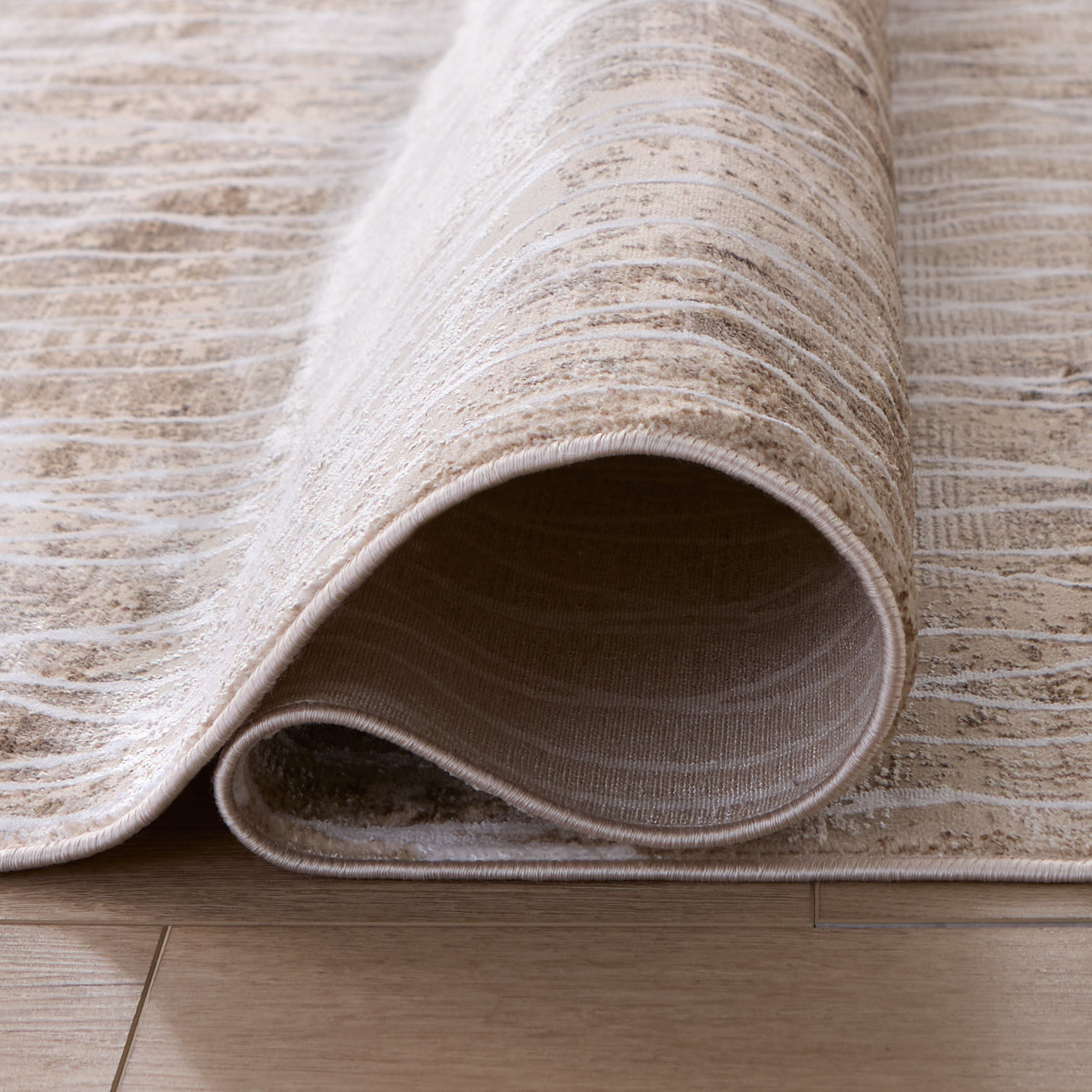 Rienz 90 X 63 inch Gold Rug in 5 x 7