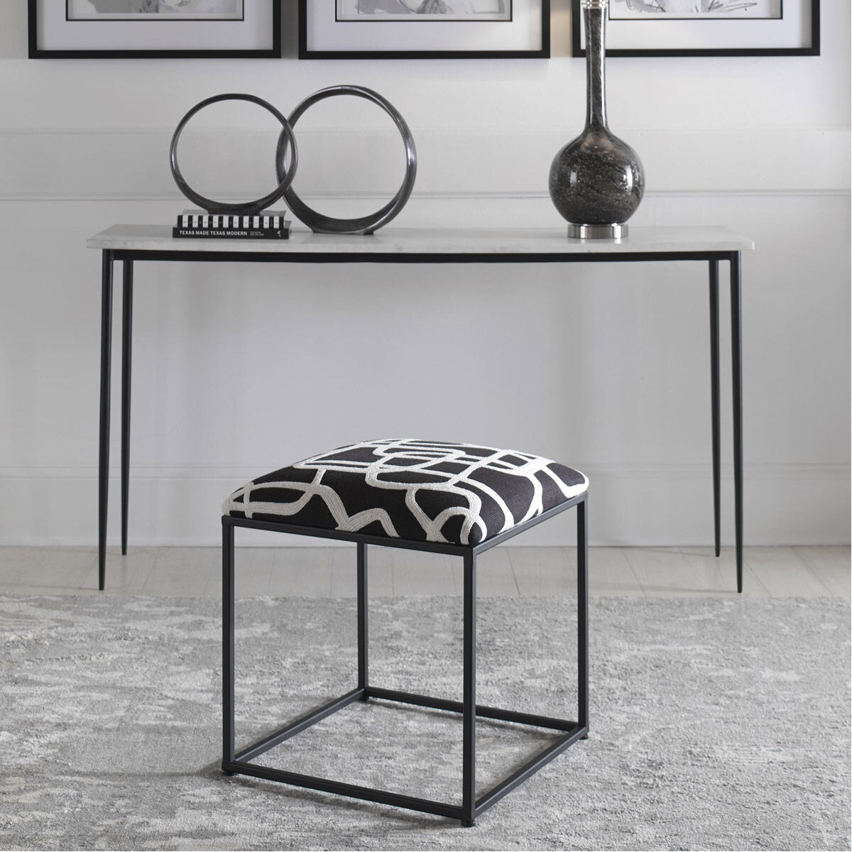 Twists And Turns 19 inch Black and White with Matte Black Accent Stool