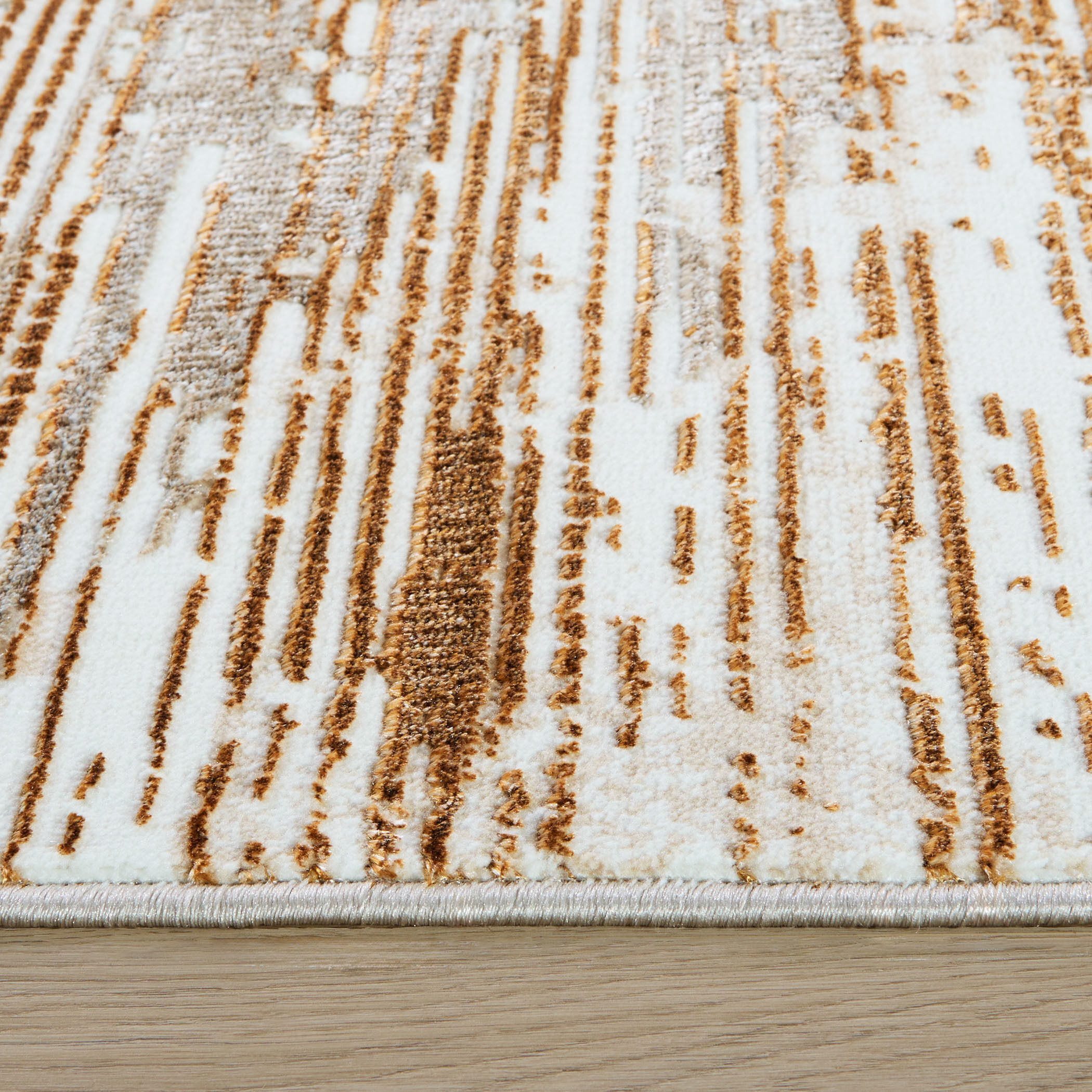 Melet 36 X 24 inch Gold Rug in 2 x 3