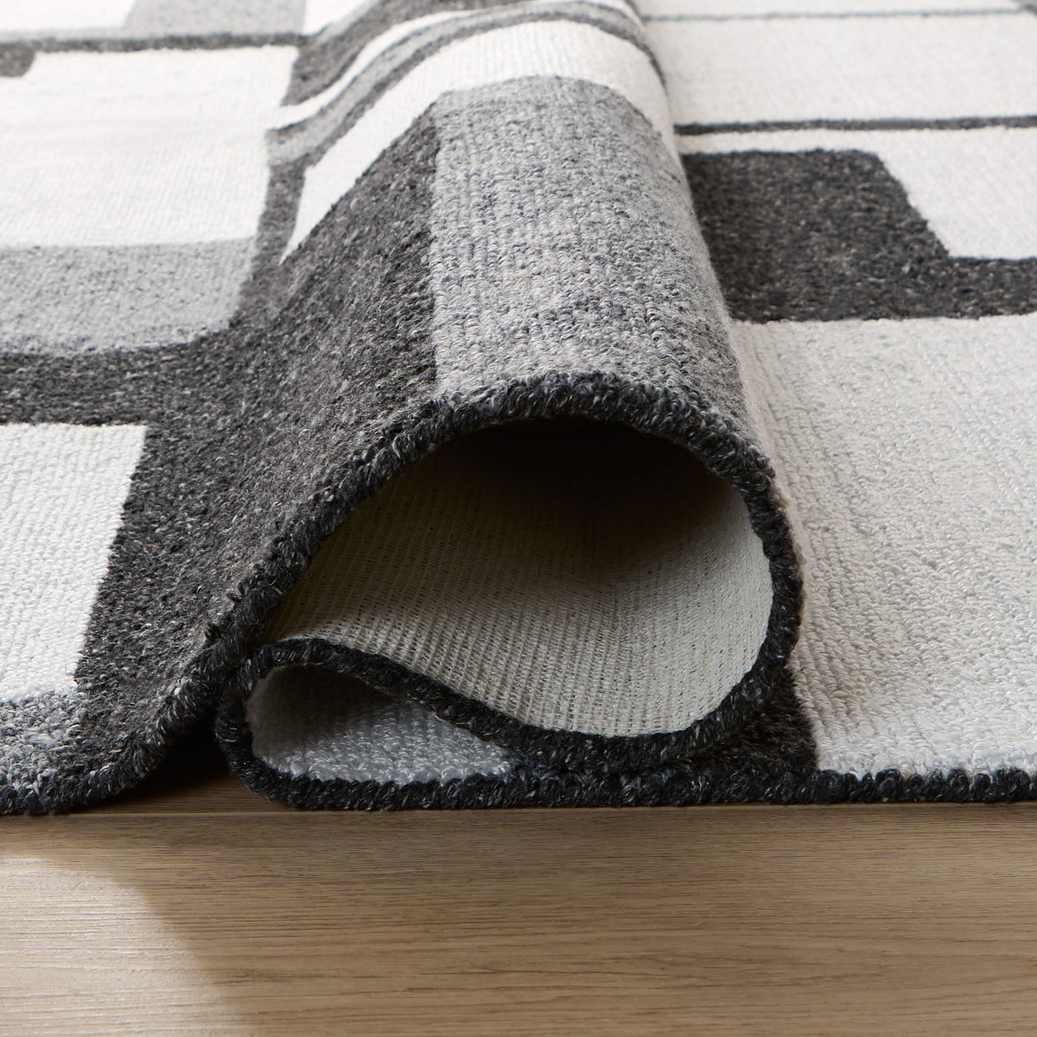 Kali 36 X 24 inch Black/White/Grey Rug in 2 x 3