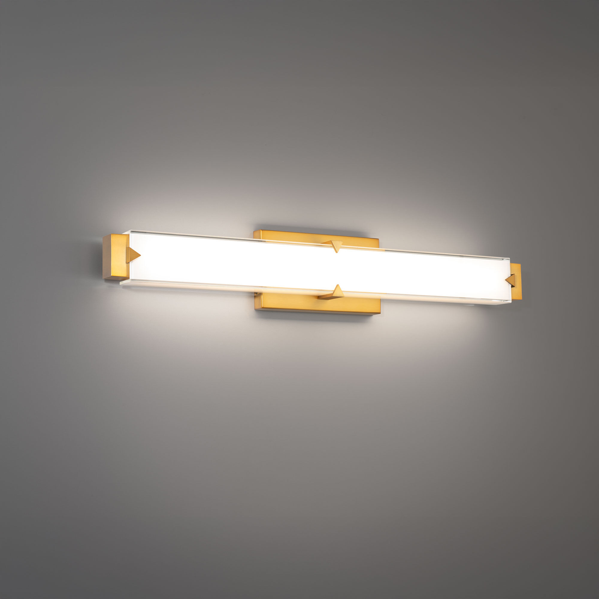 Carlisle Indoor Wall Lighting in 2700K, Aged Brass