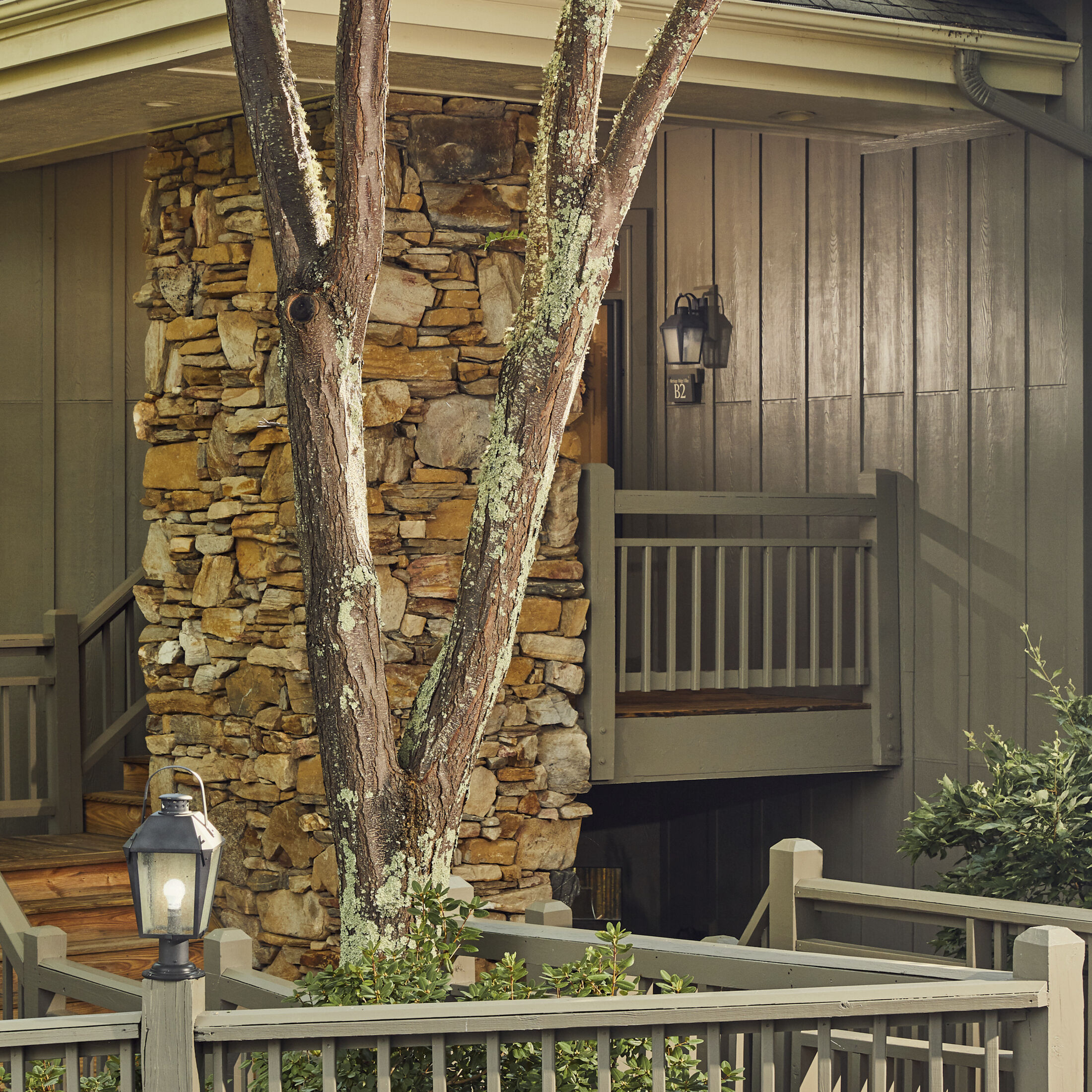 Carriage 1 Light 12 inch Mottled Black Outdoor Wall Lantern