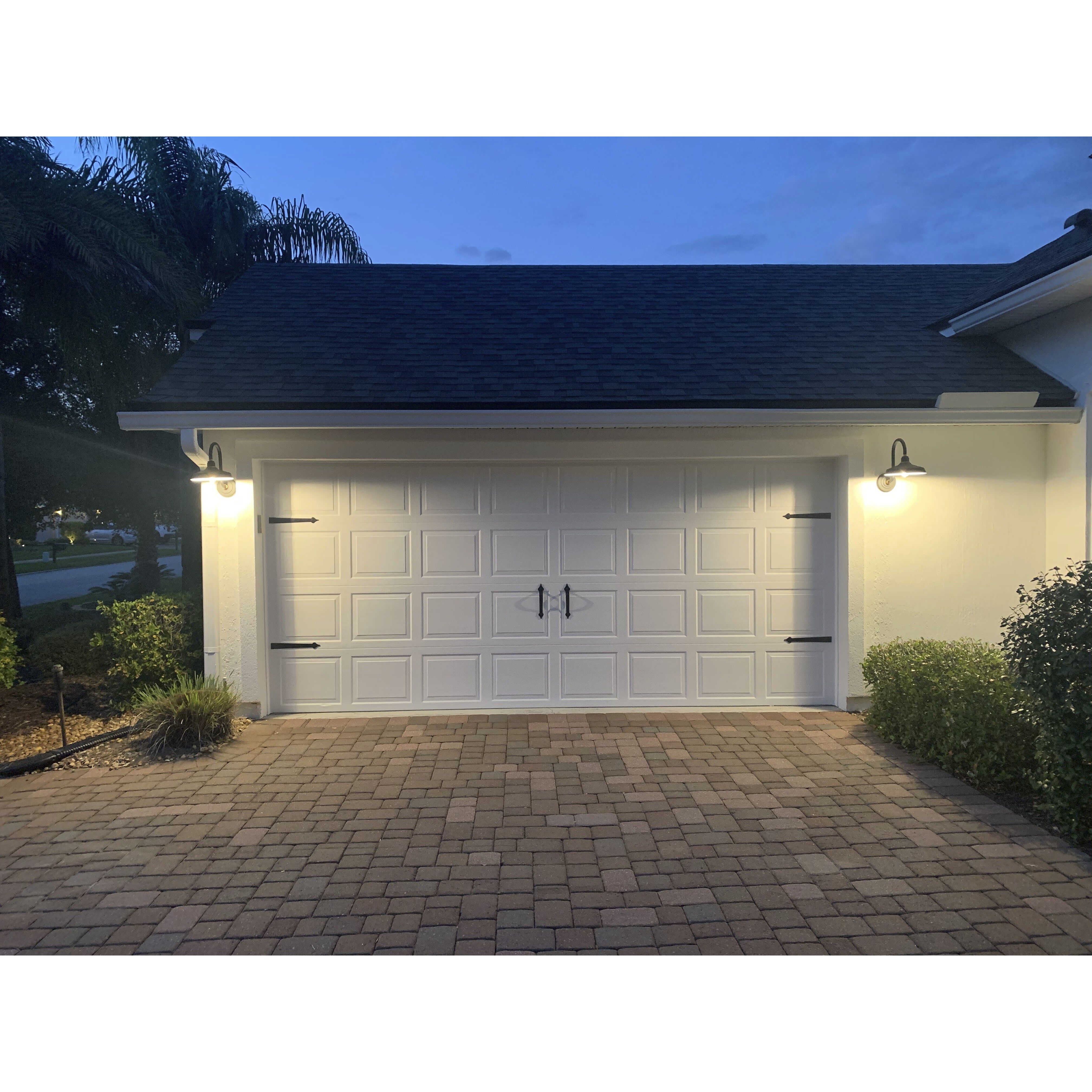 Foundry Classic Outdoor Barn Light in Museum Bronze, Gooseneck