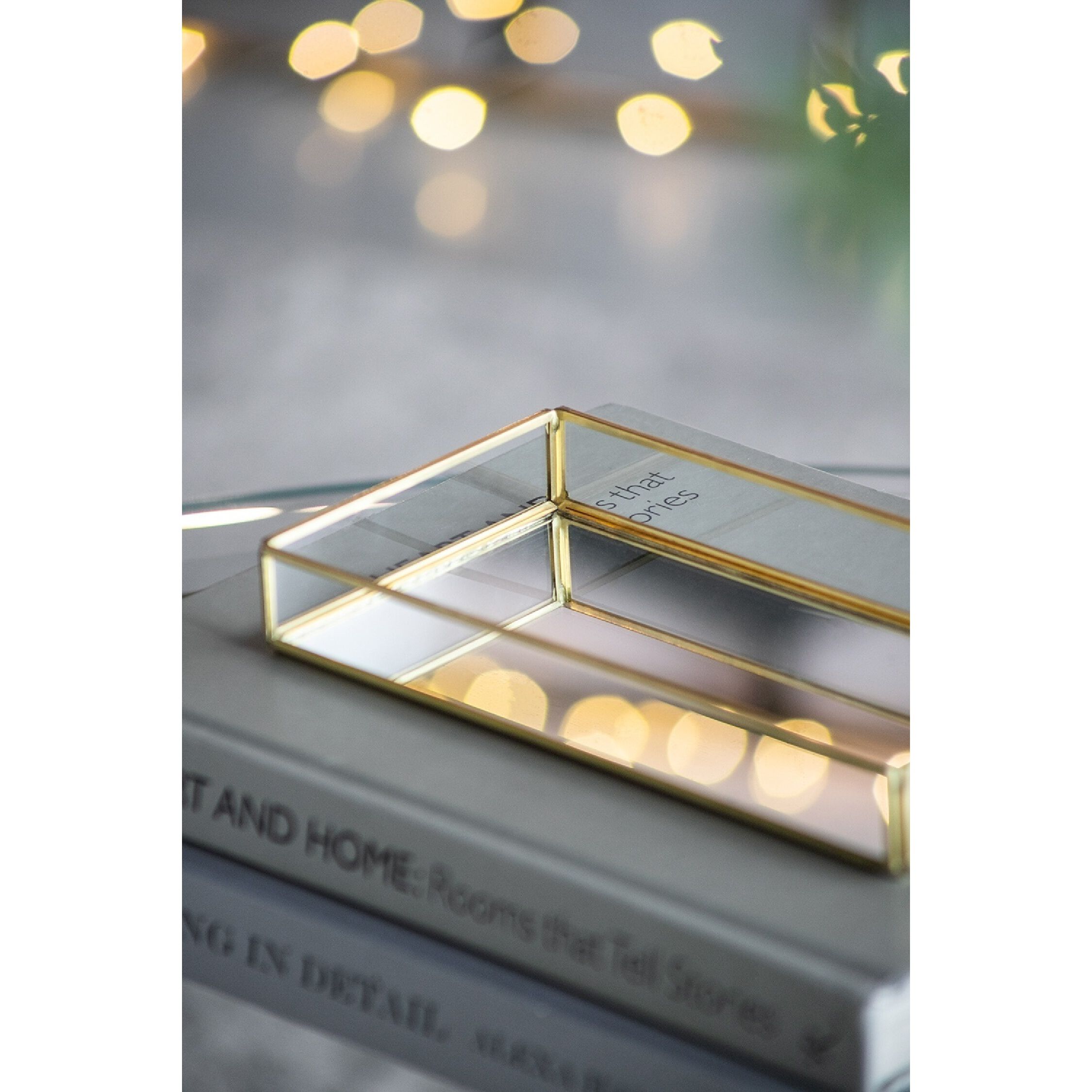 Anita Clear/Gold Tray