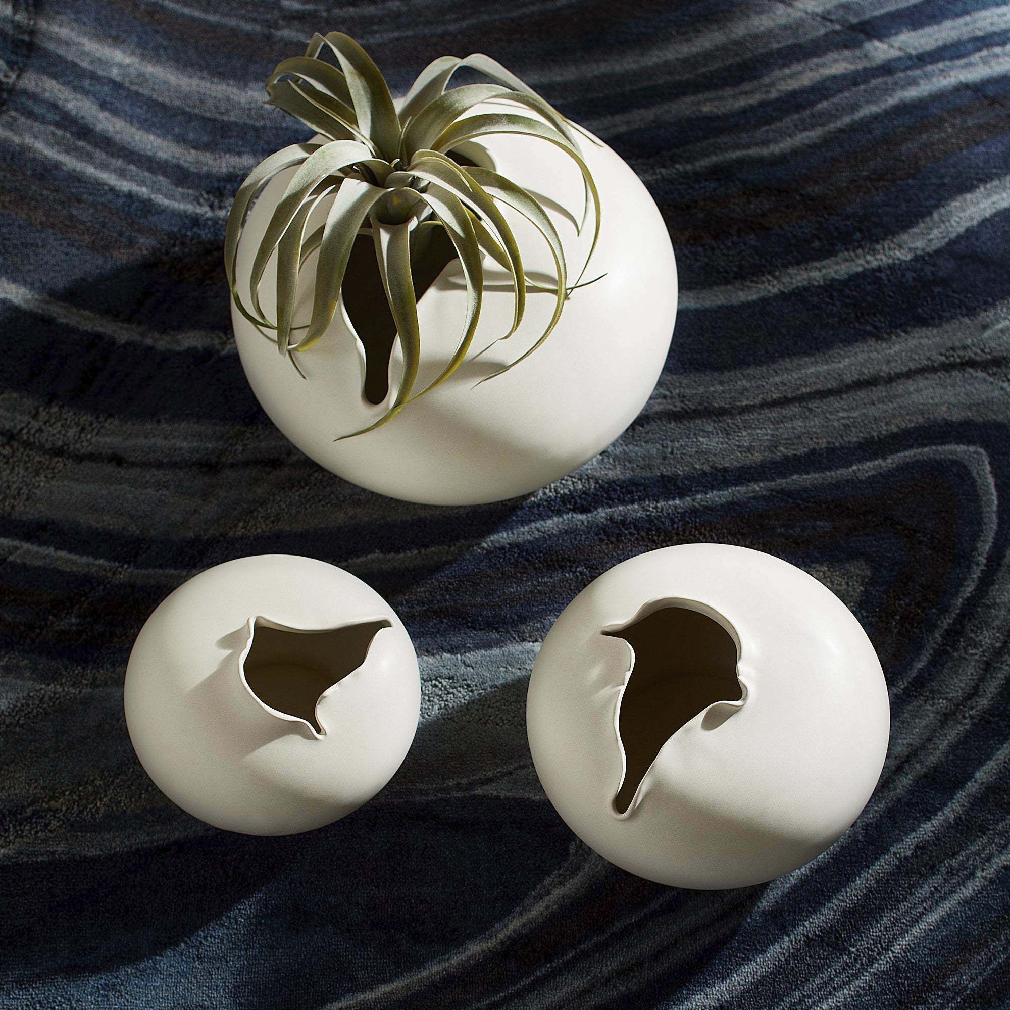 Tambora 14 X 8 inch Vase, Large