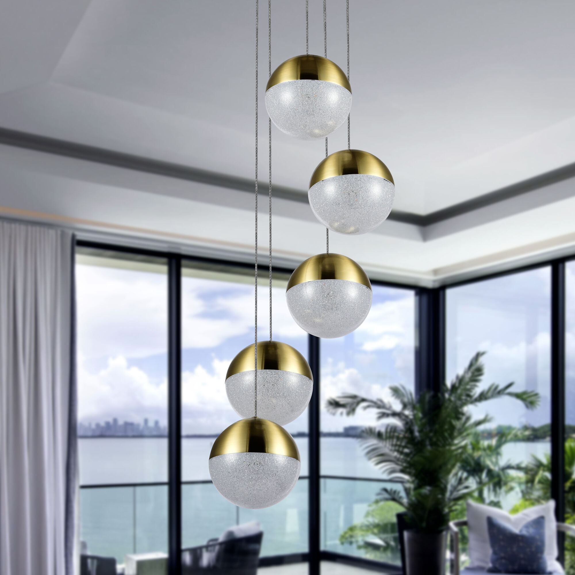 Artisan Collection/RAVELLO Series 5 Light 10.25 inch Brass Pendant/Chandelier Ceiling Light