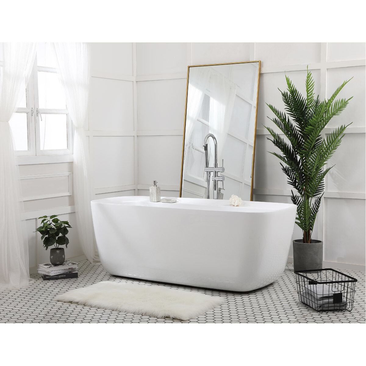 Calum Glossy White and Chrome Bathtub