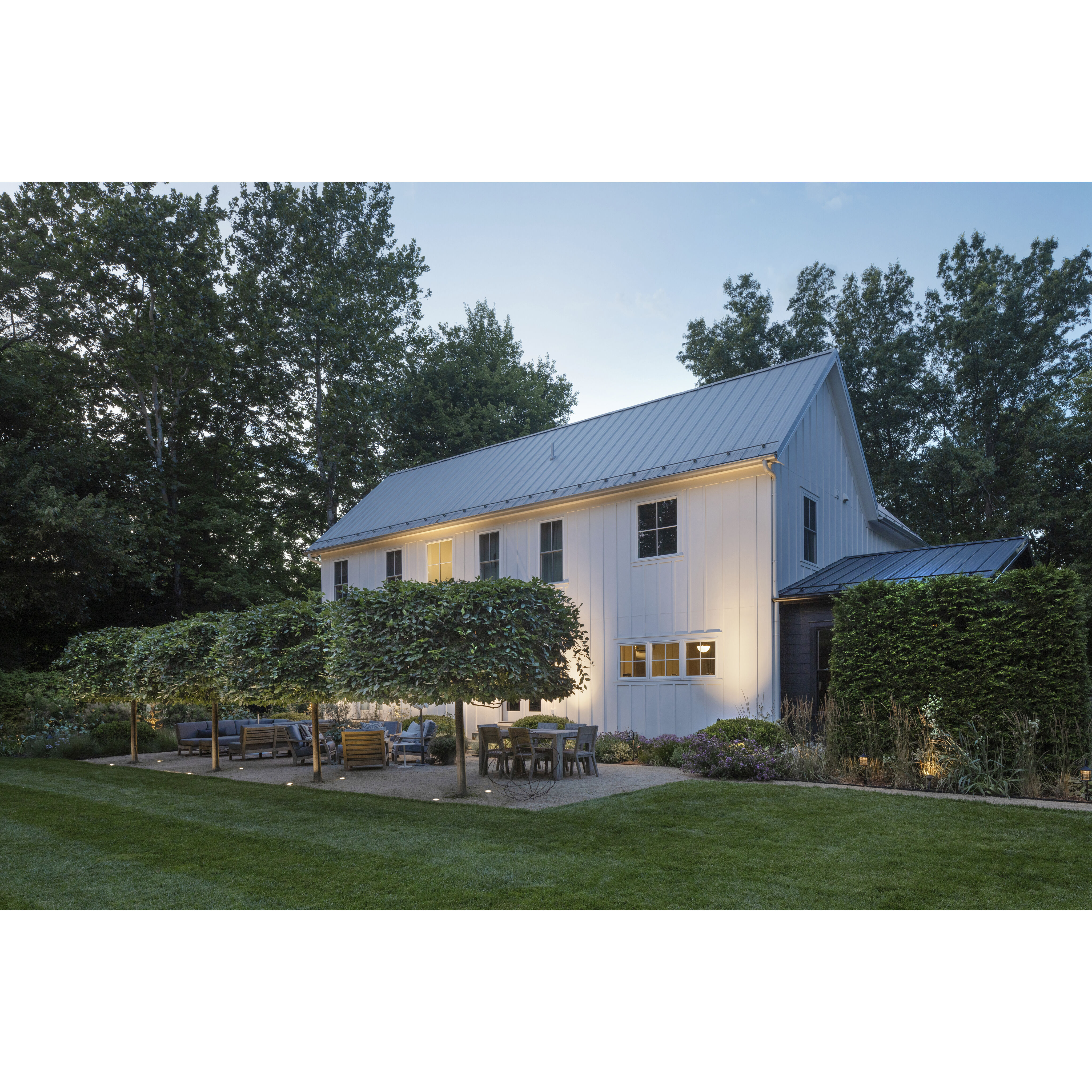 Hardy Island Flat Top 12v 12.00 watt Bronze Landscape Well Light in 3000K, Variable Output