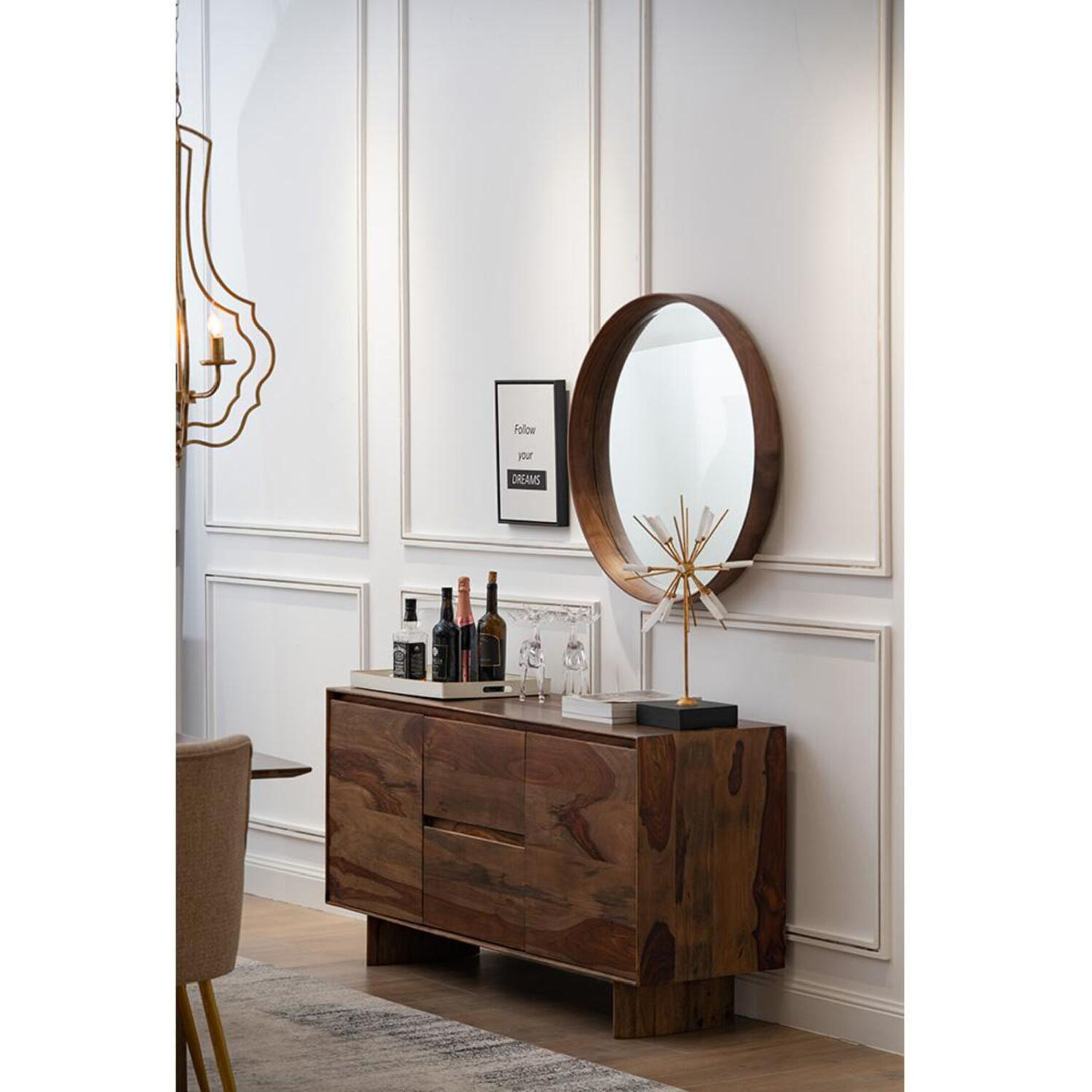 Florrie Gold and White Décor