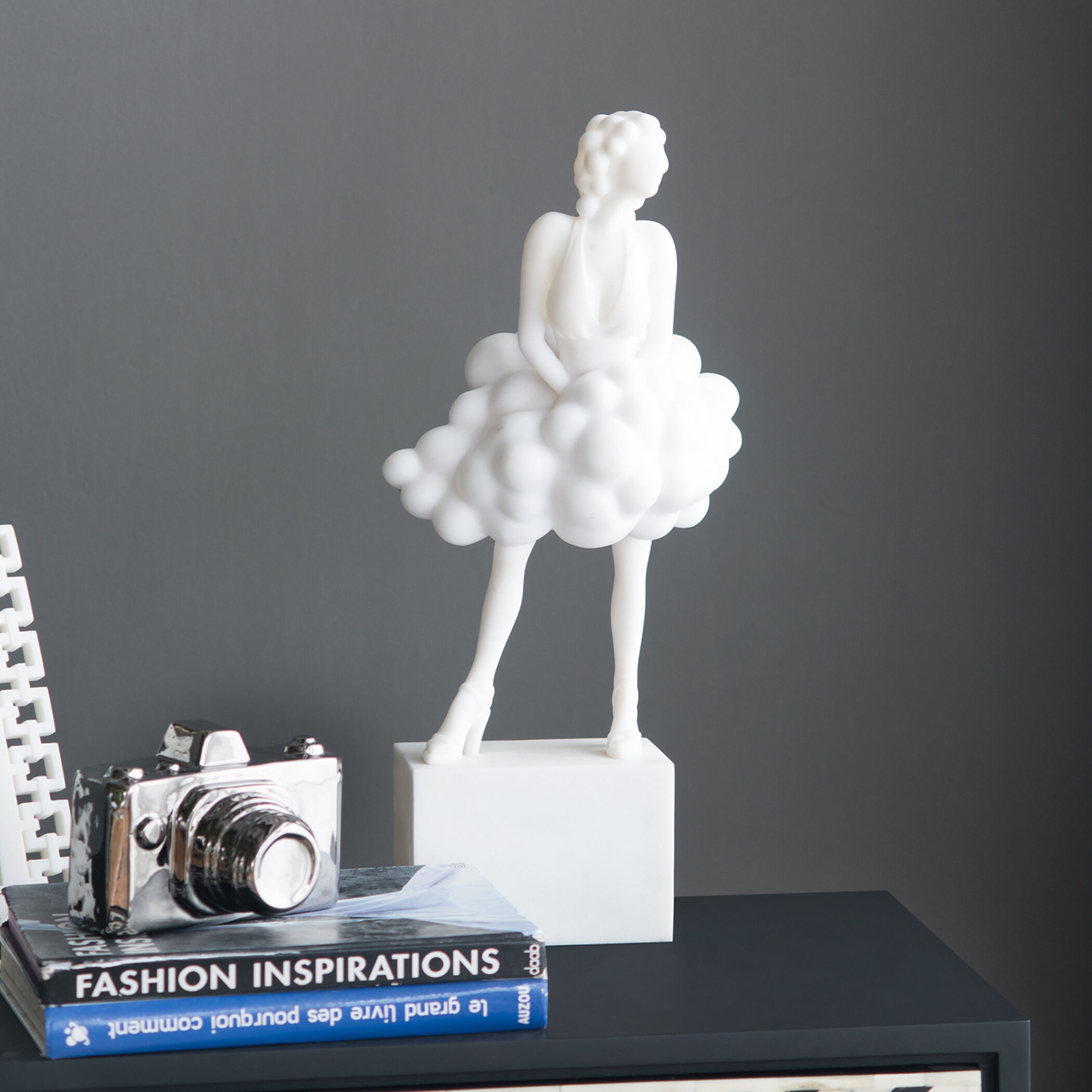 Anita White Table Décor