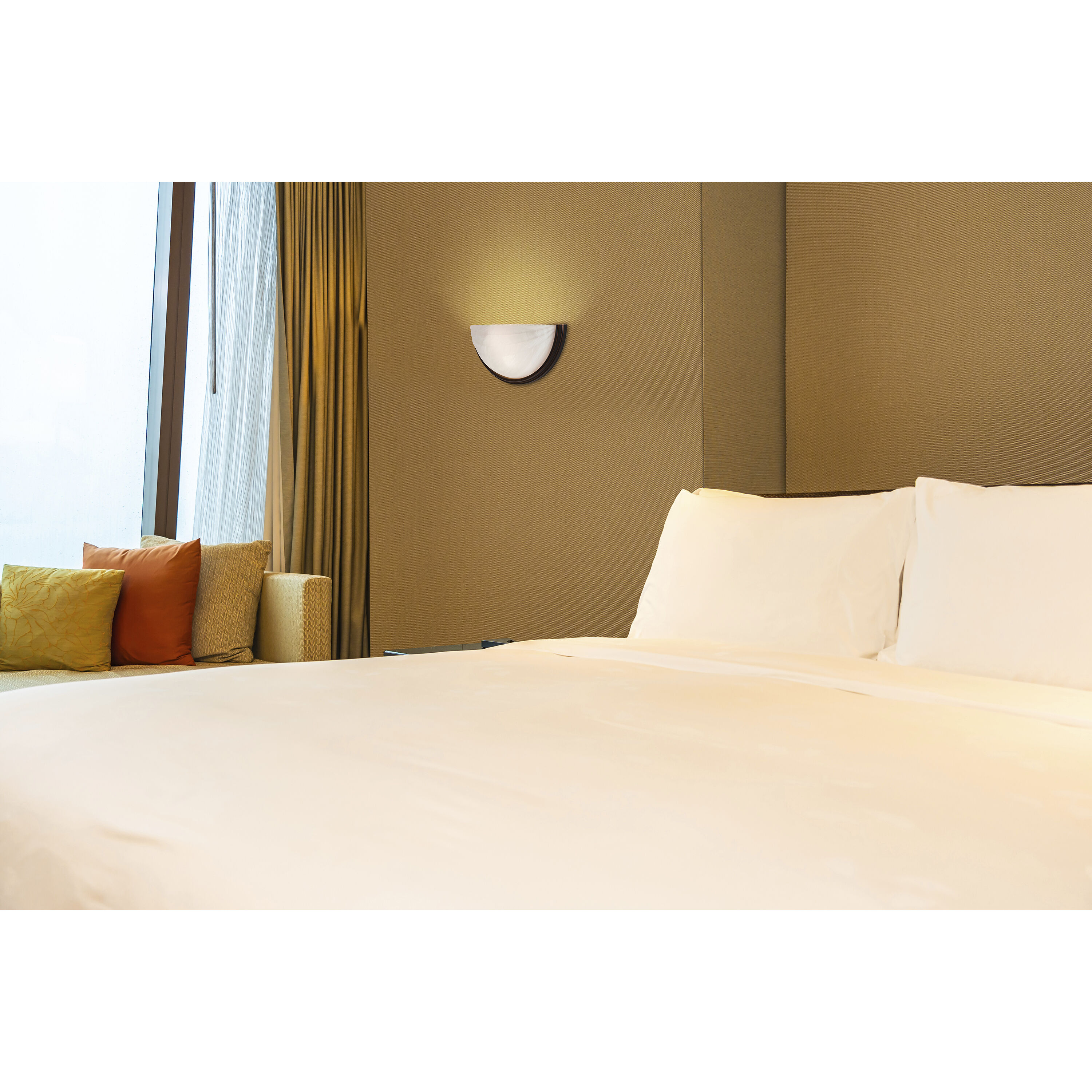 Crest Wall Sconce Wall Light in Oil Rubbed Bronze