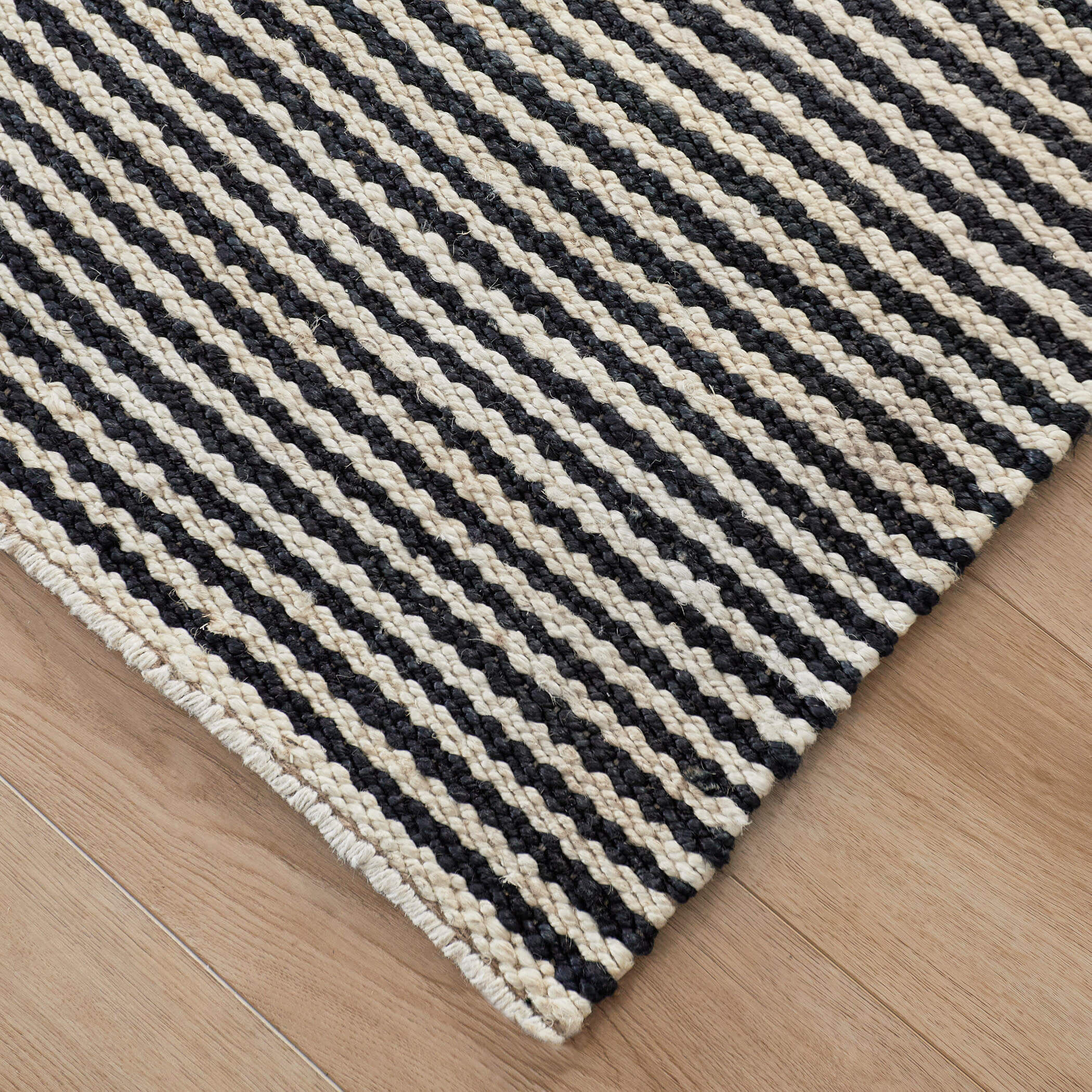 Ganges 114 X 79 inch Black/Natural Rug in 6 x 9