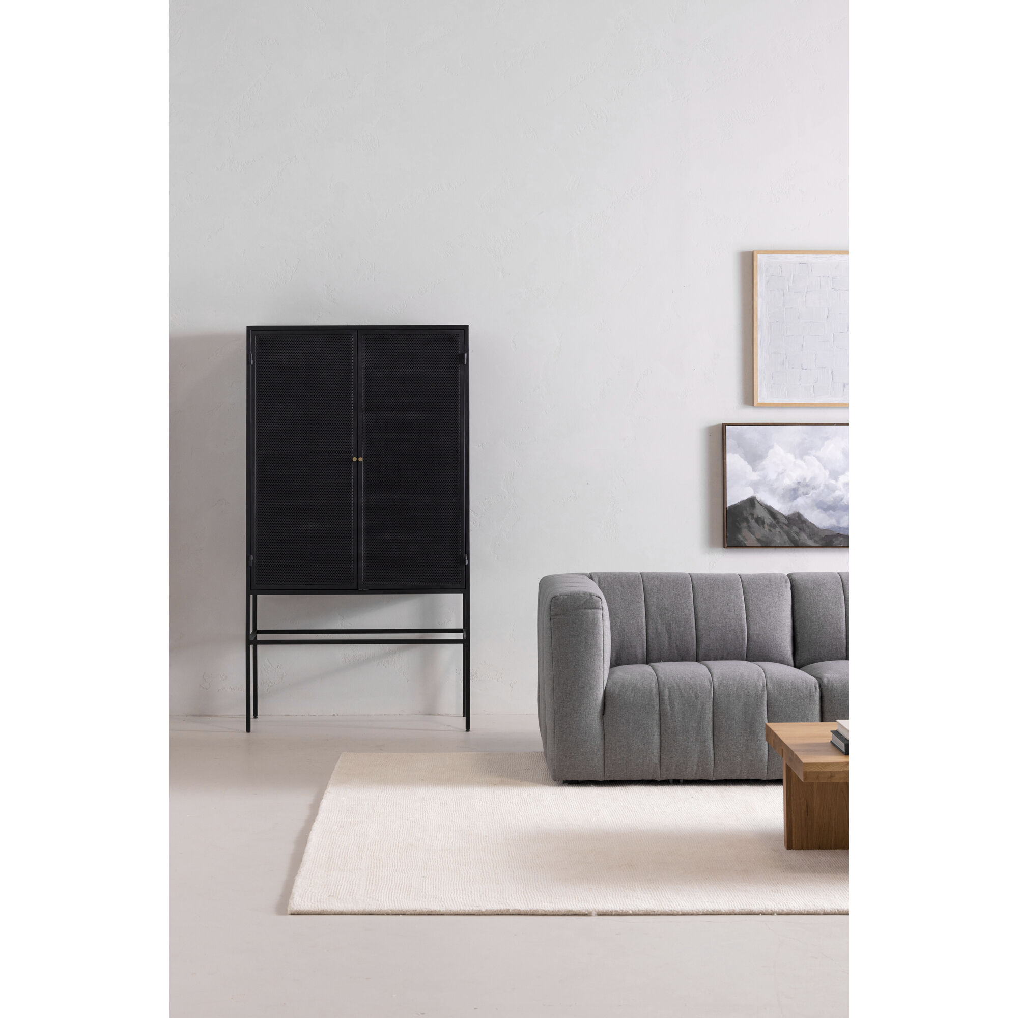 Isandros Black Cabinet